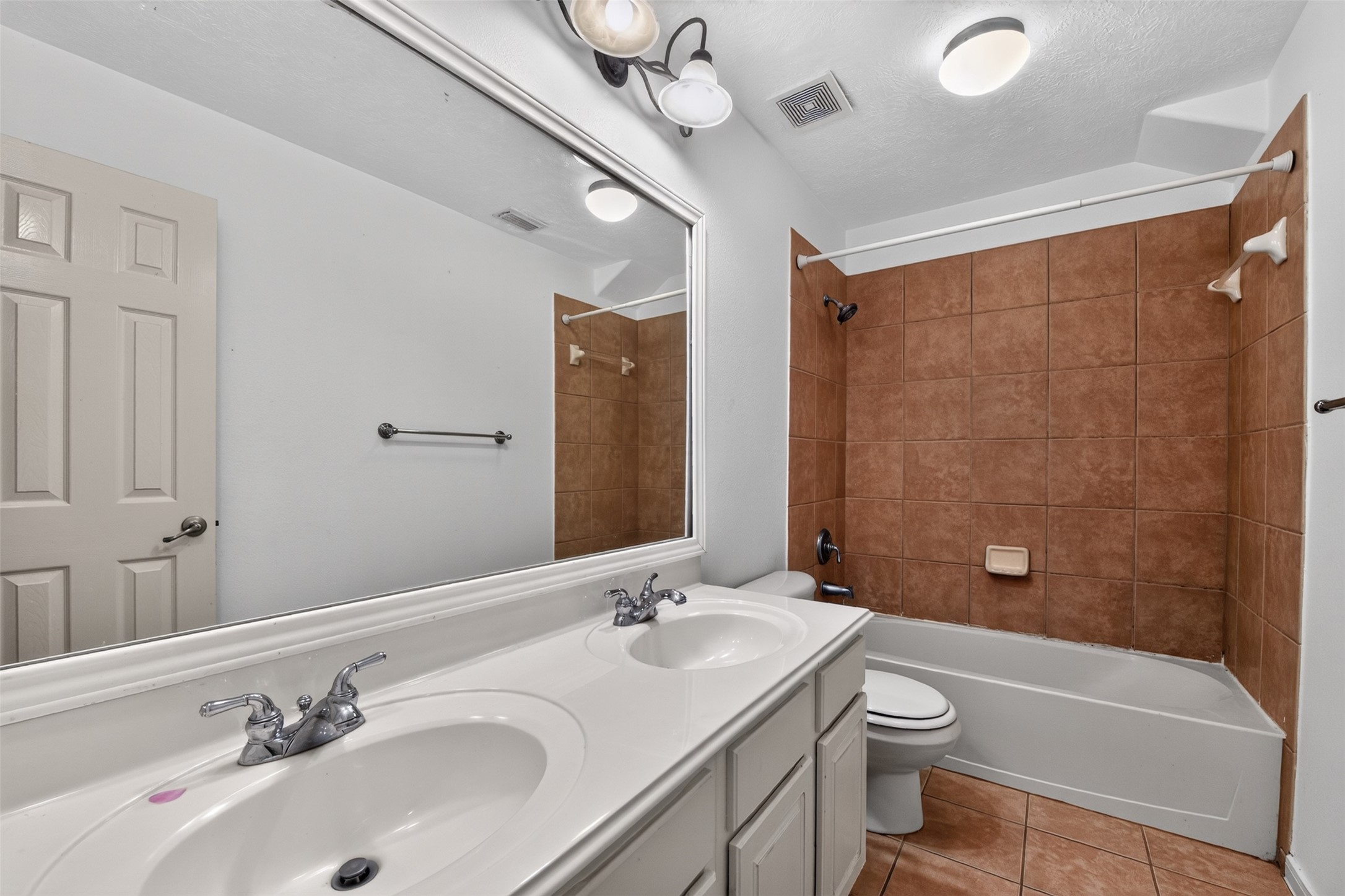 3 W Archwyck Circle Property Photo 27