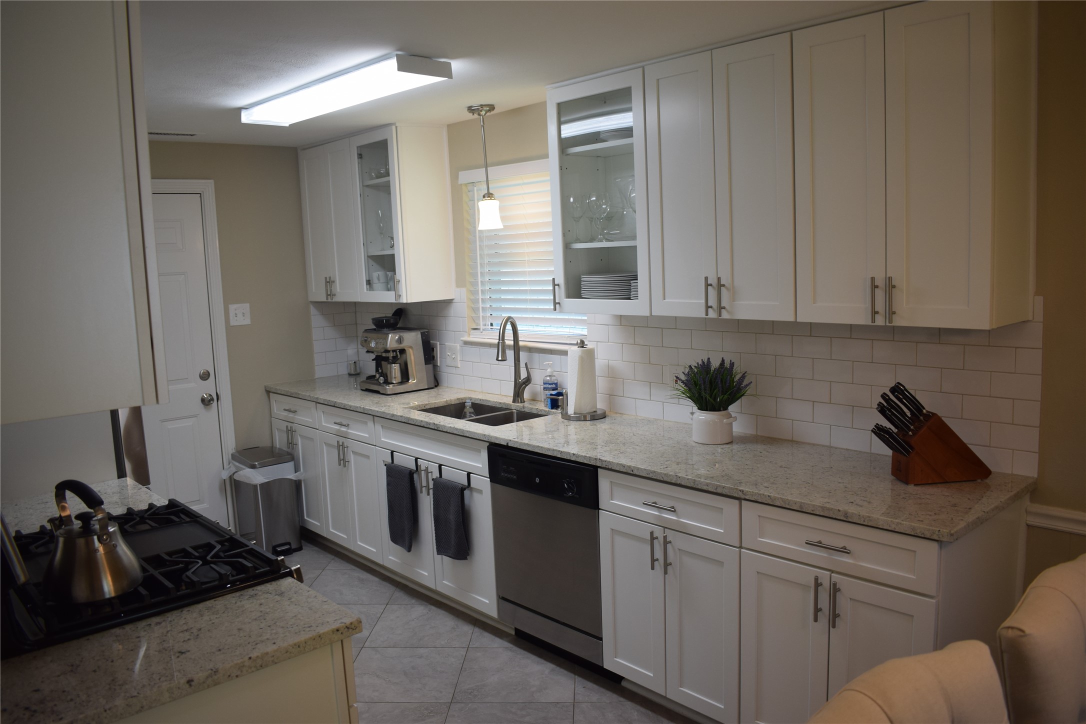 5742 Southminster Drive Property Photo 18
