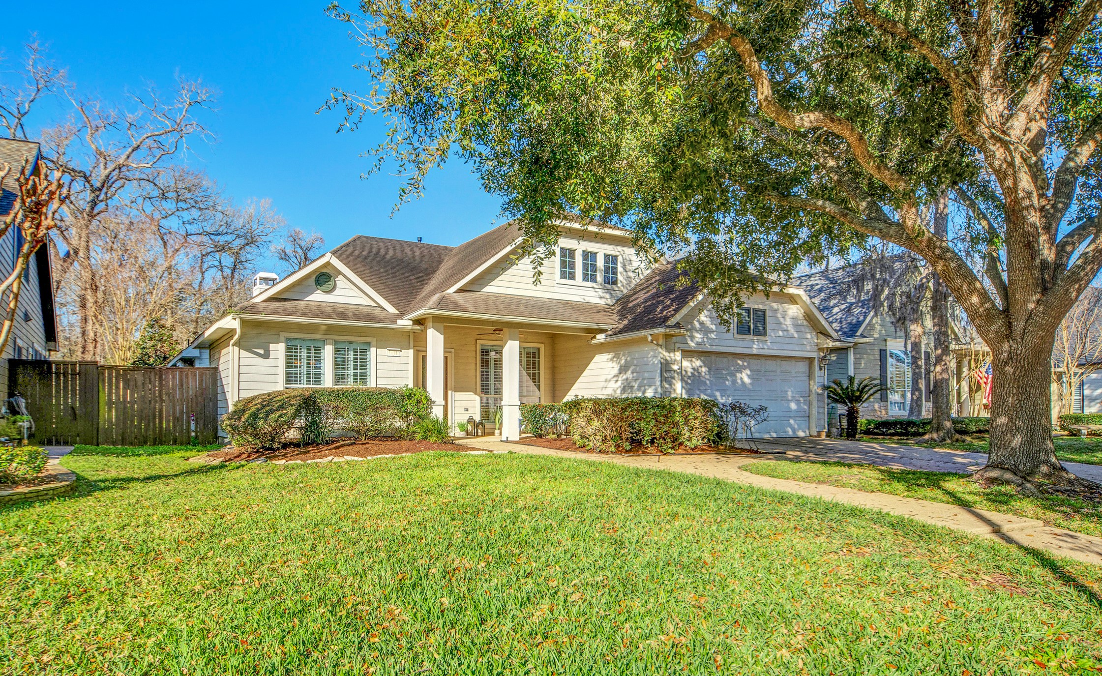1611 Fairview Drive Property Photo 1