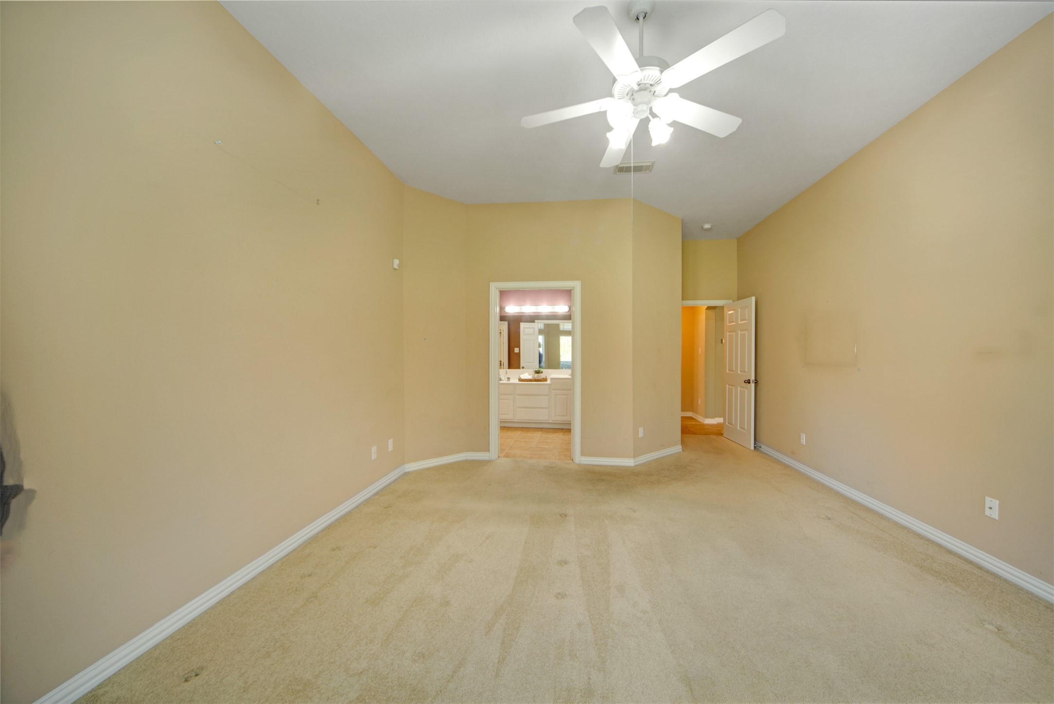 1611 Fairview Drive Property Photo 19