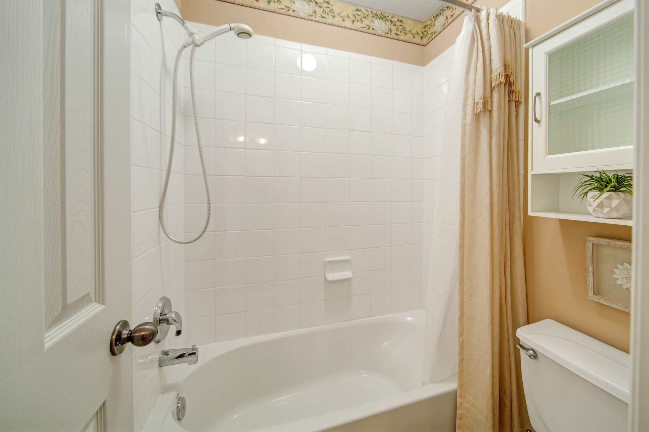 1611 Fairview Drive Property Photo 32