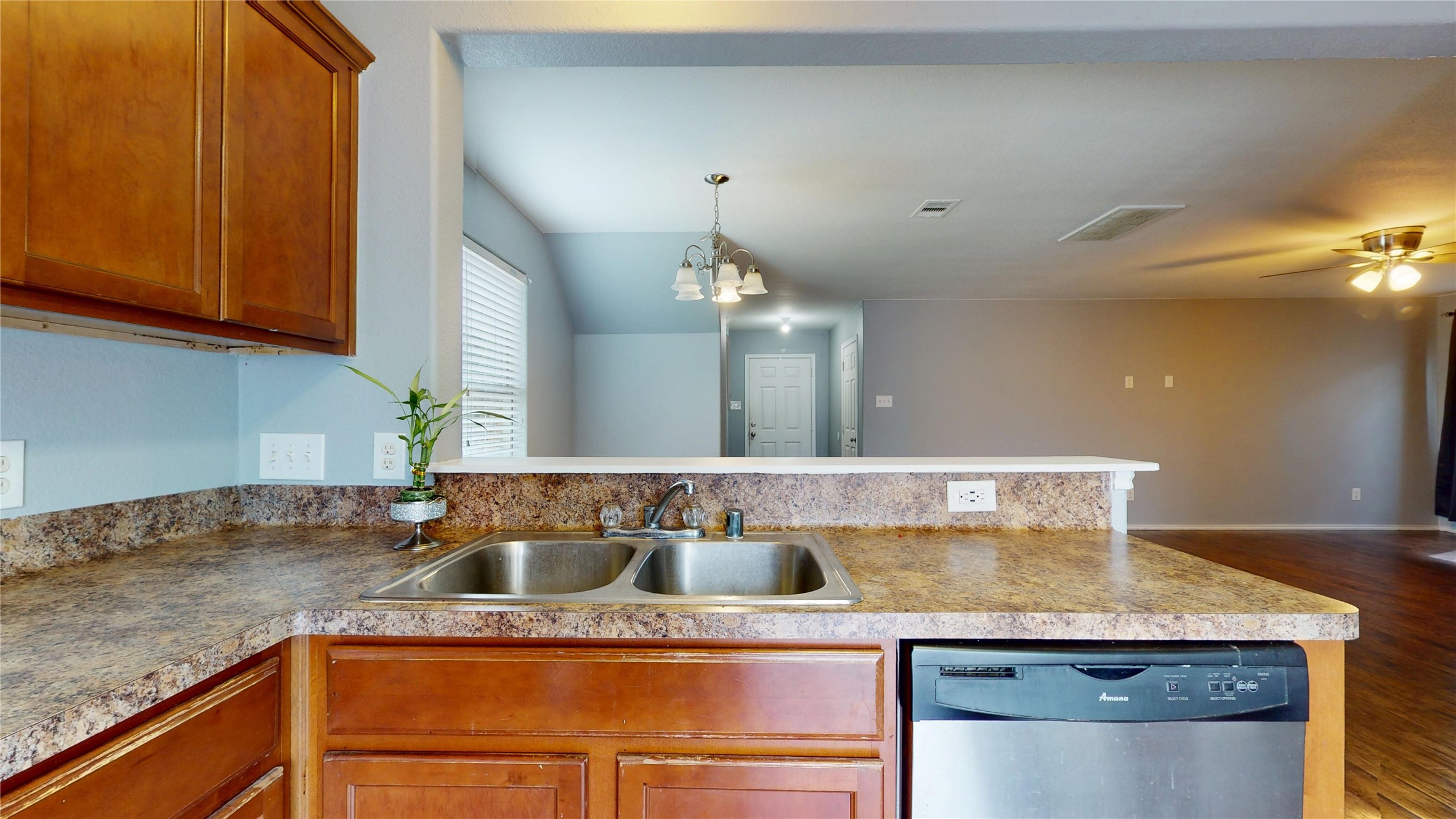 8703 Summerset Meadow Court Property Photo 12