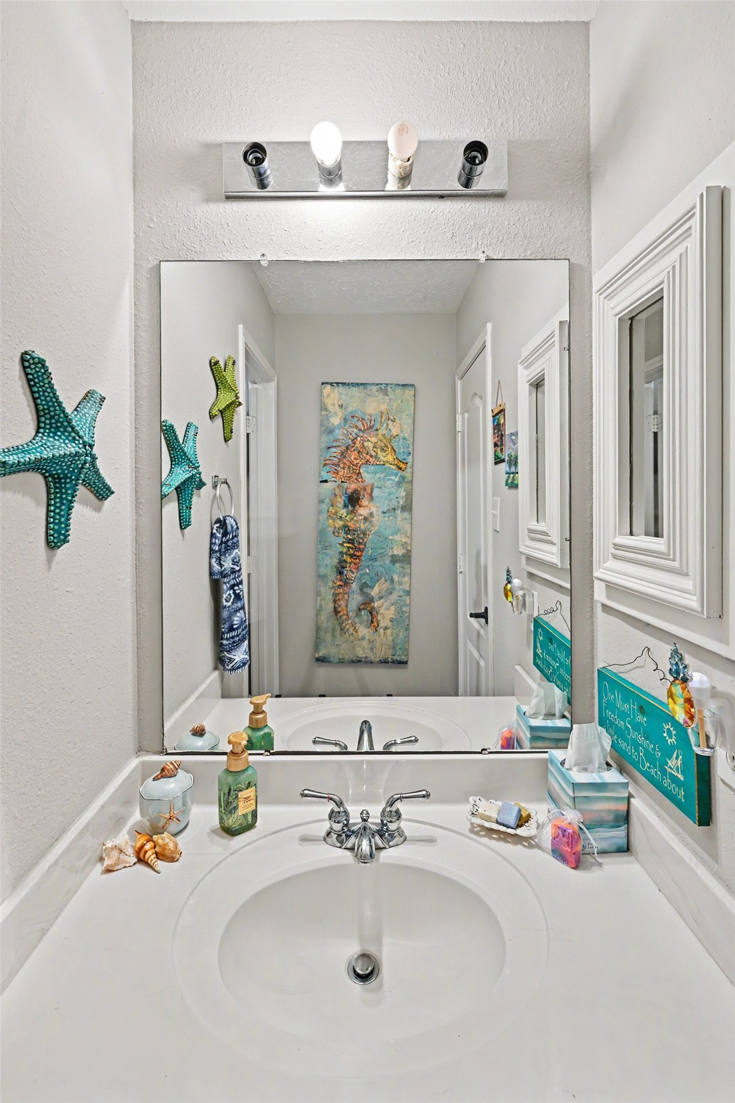 933 Mystic Village Lane Property Photo 14