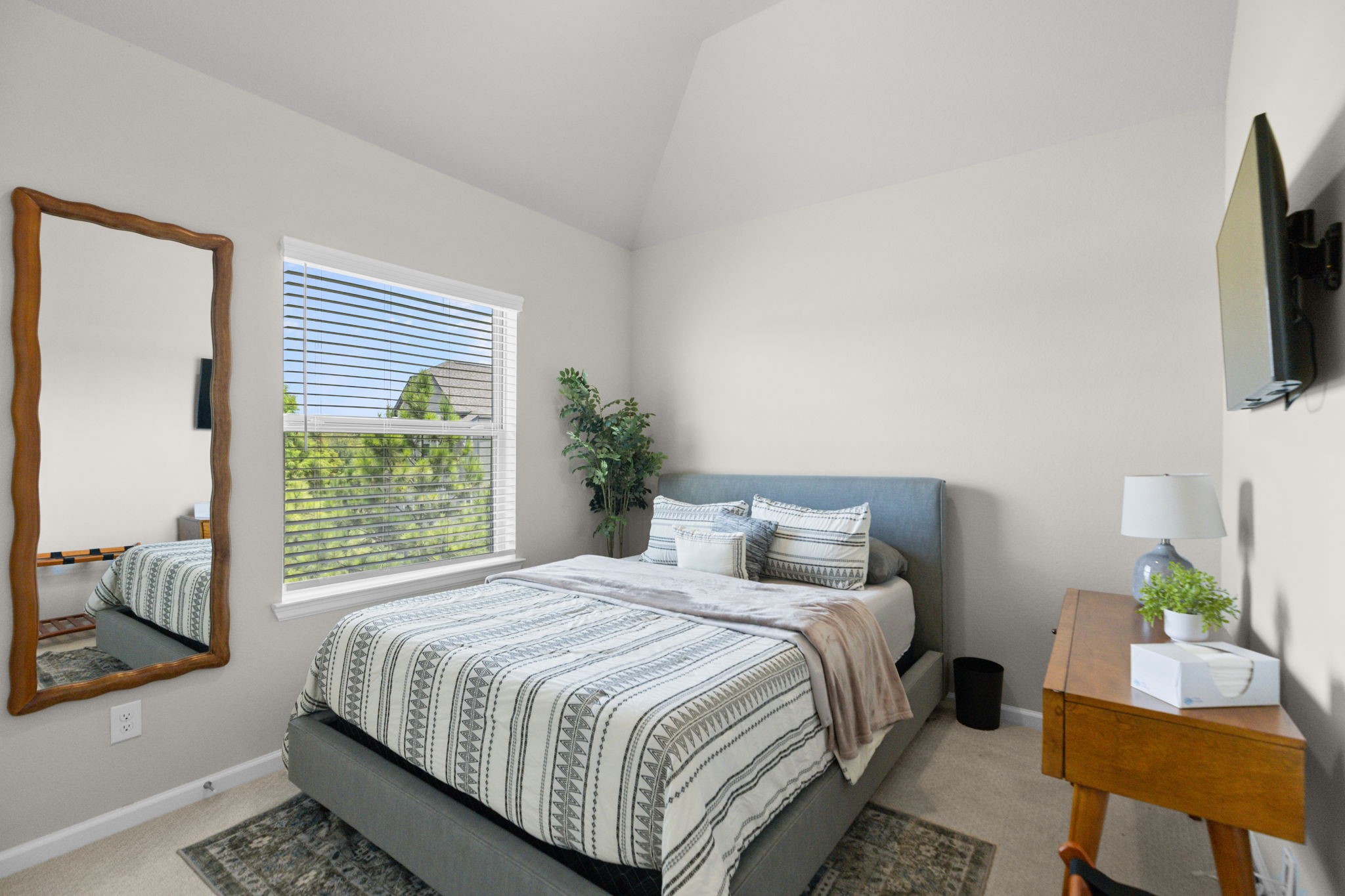 4004 Centre Meadow Way Property Photo 27