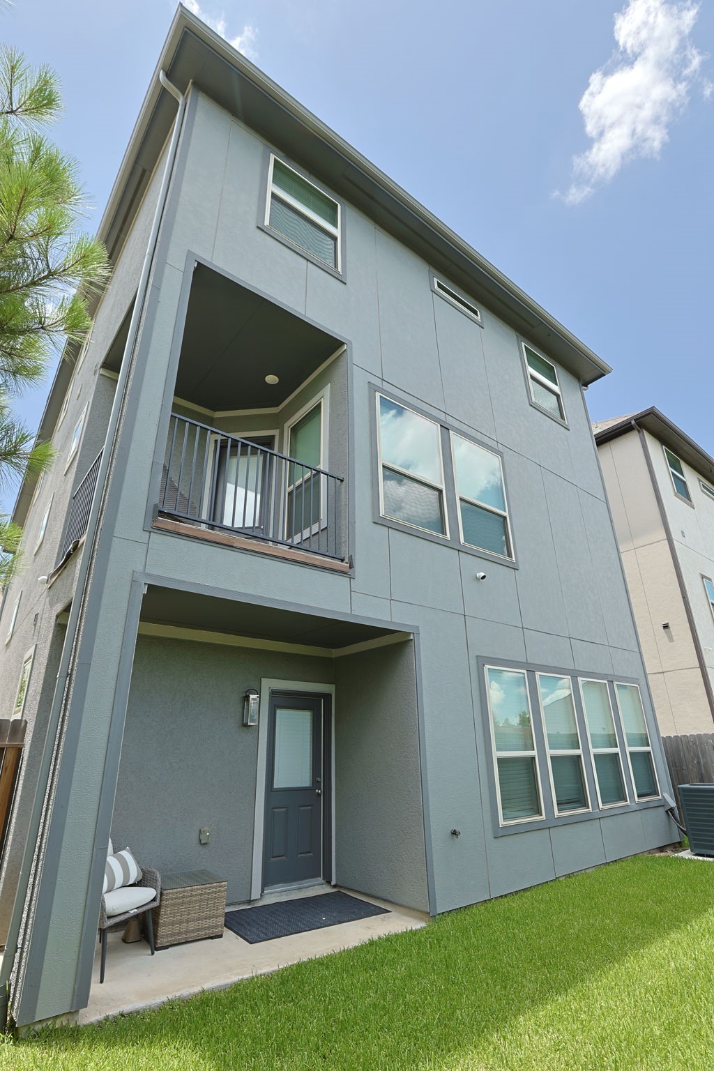 4004 Centre Meadow Way Property Photo 32