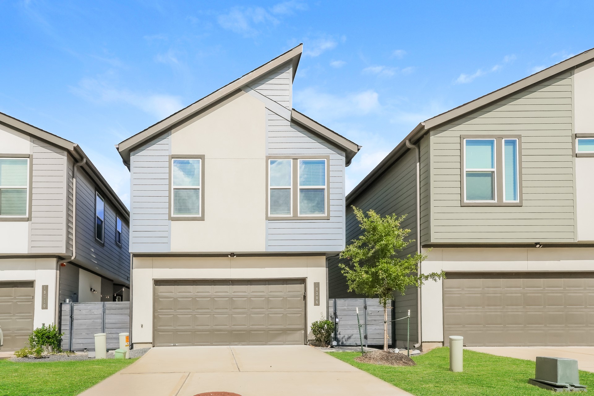 18306 W Centro Circle Property Photo 1