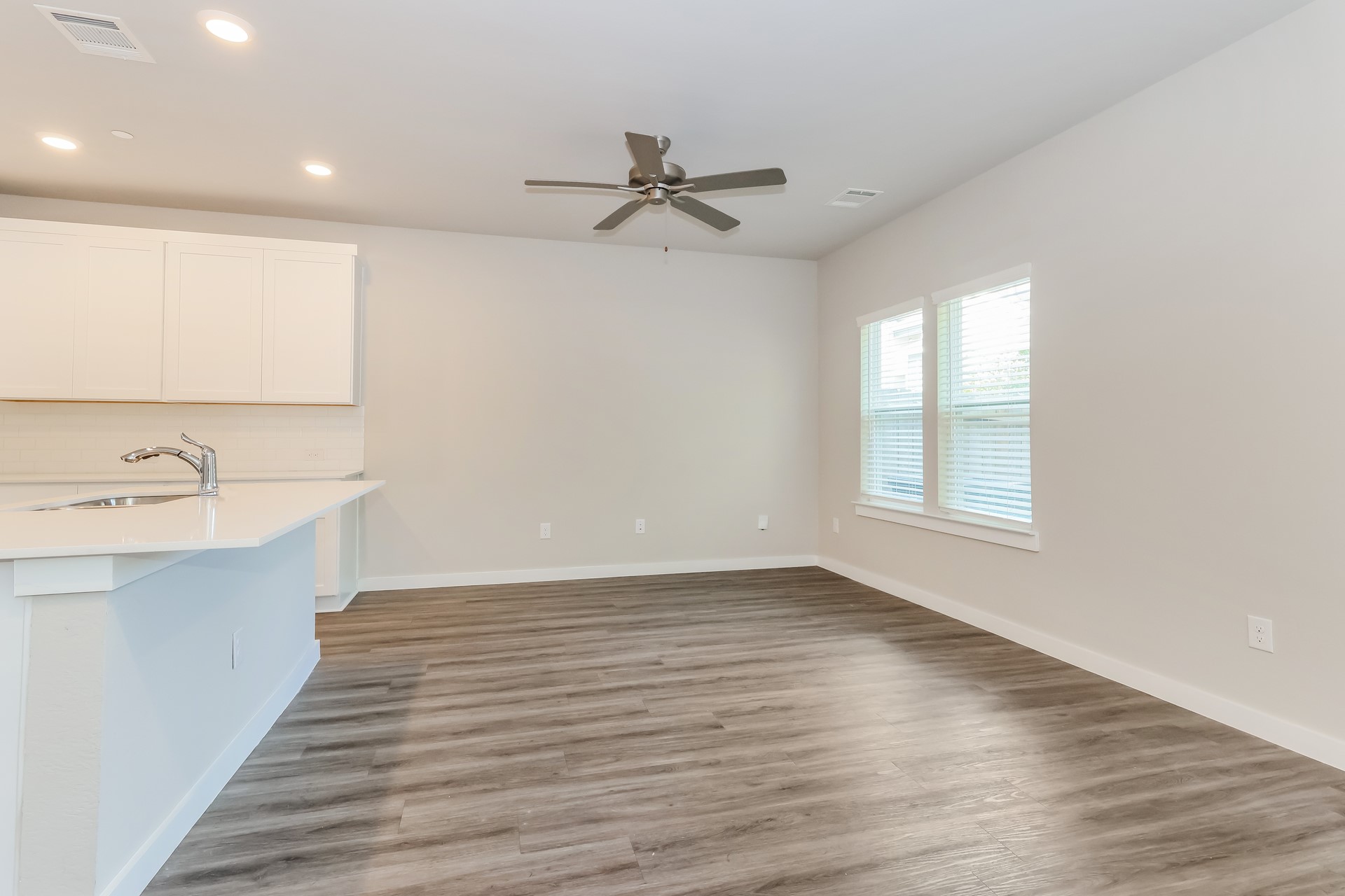 18306 W Centro Circle Property Photo 6