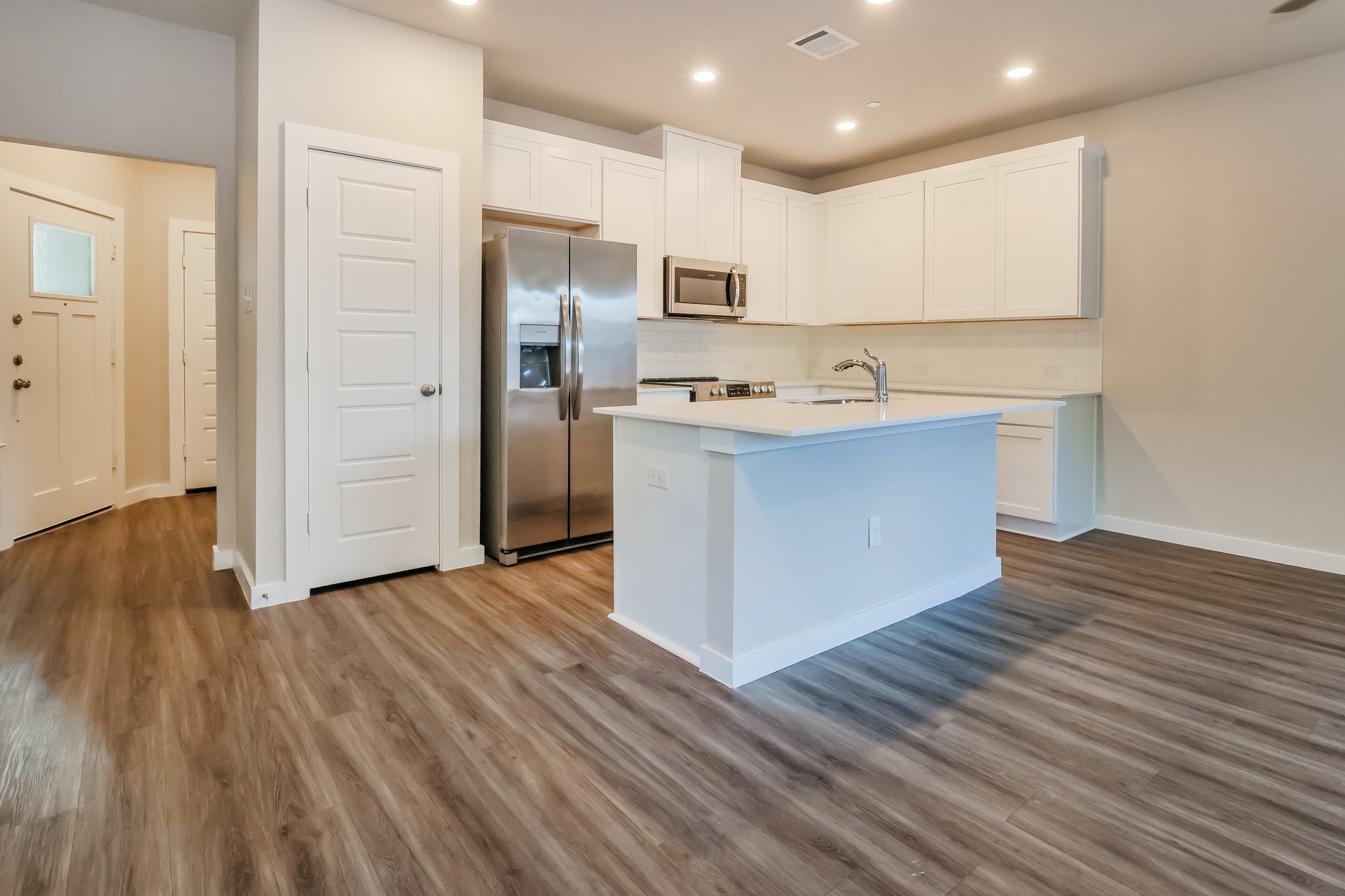 18306 W Centro Circle Property Photo 9
