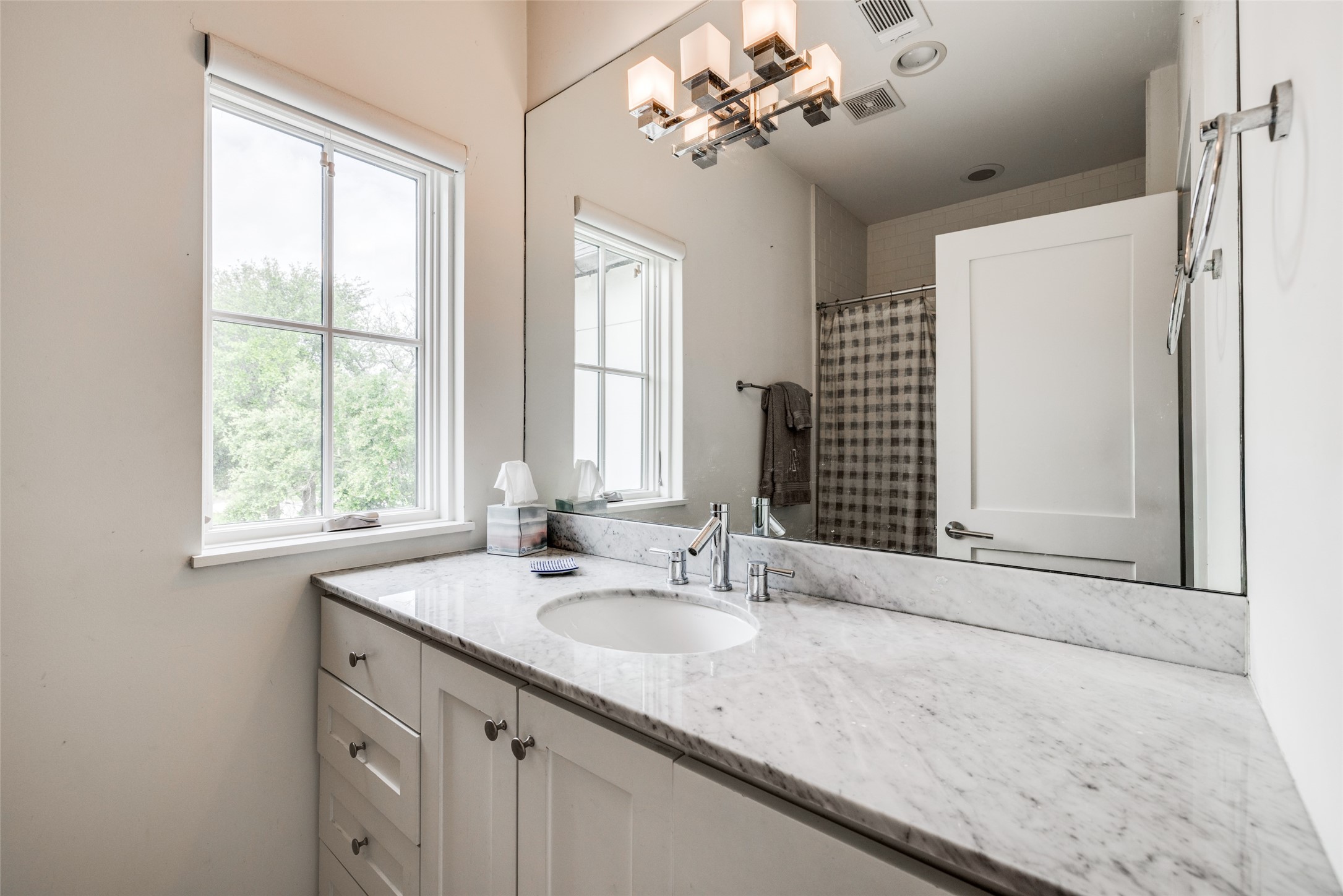 2815 Albans Road Property Photo 48