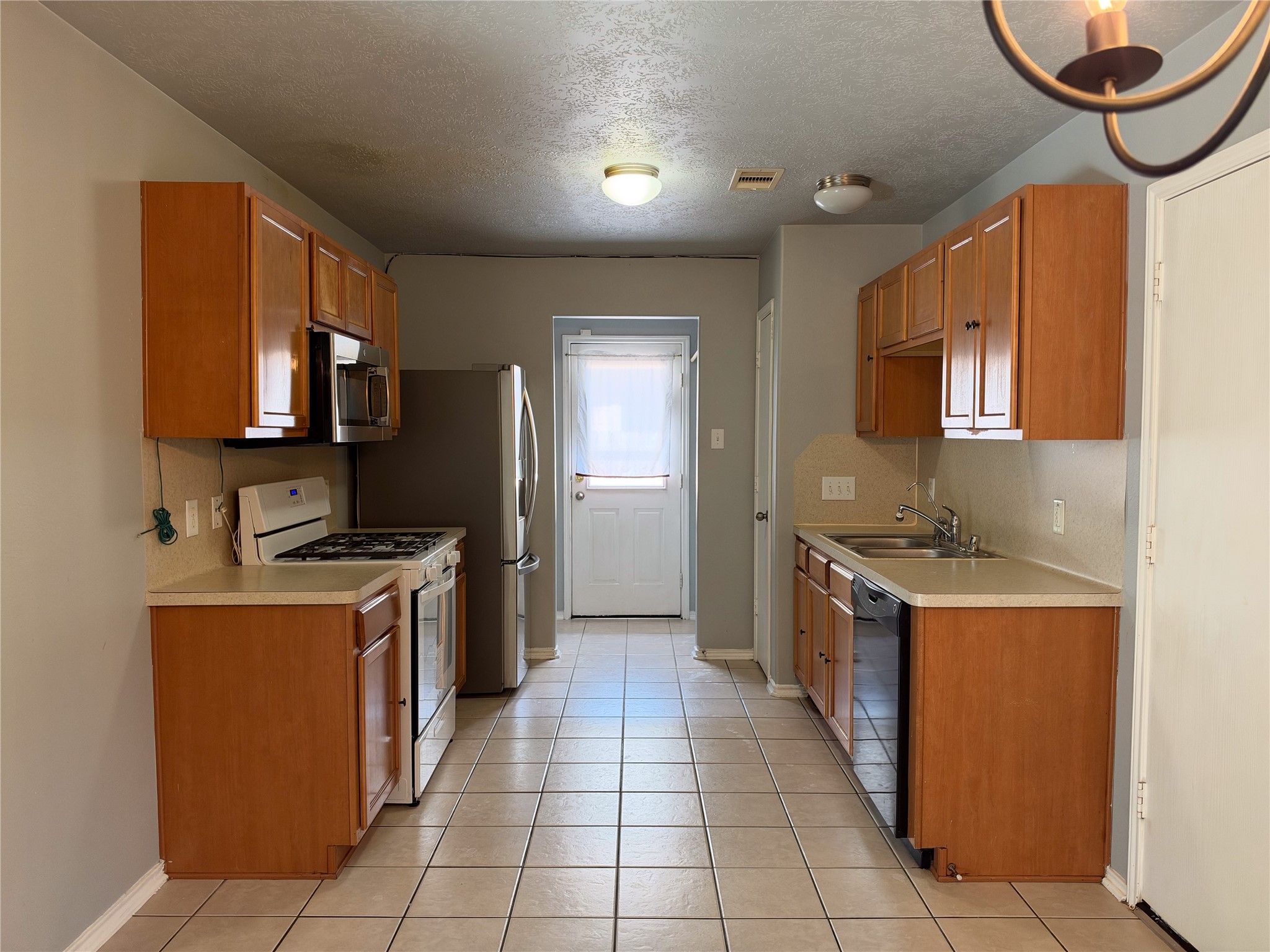 2755 Star Peak Drive Property Photo 3