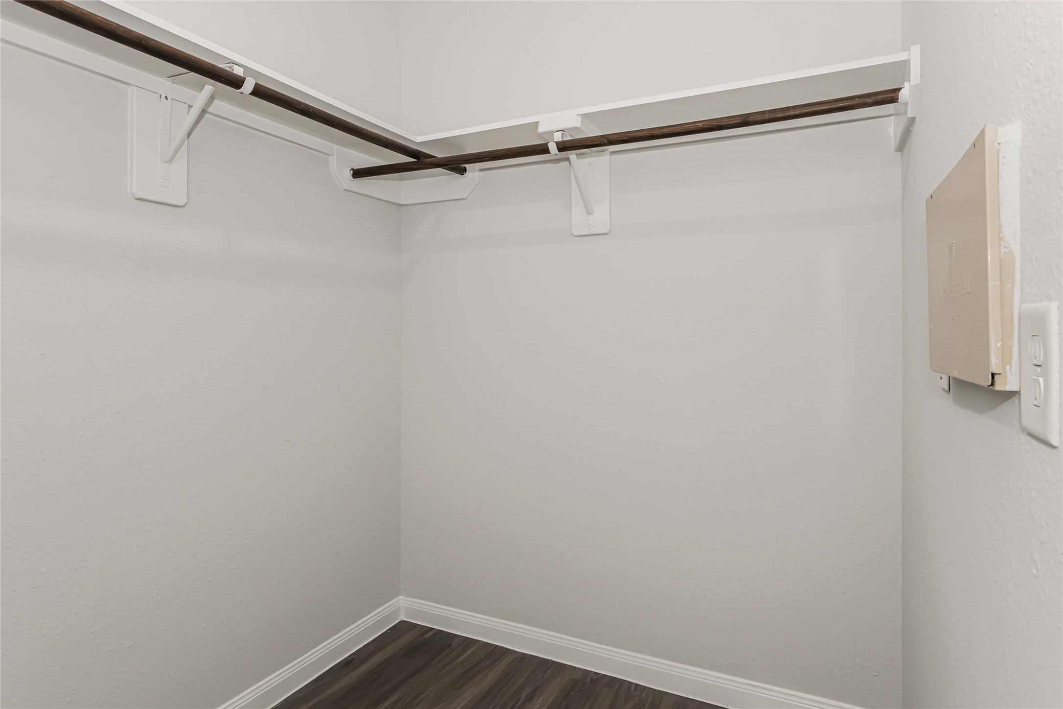 5530 Plantation Forest Drive Property Photo 13