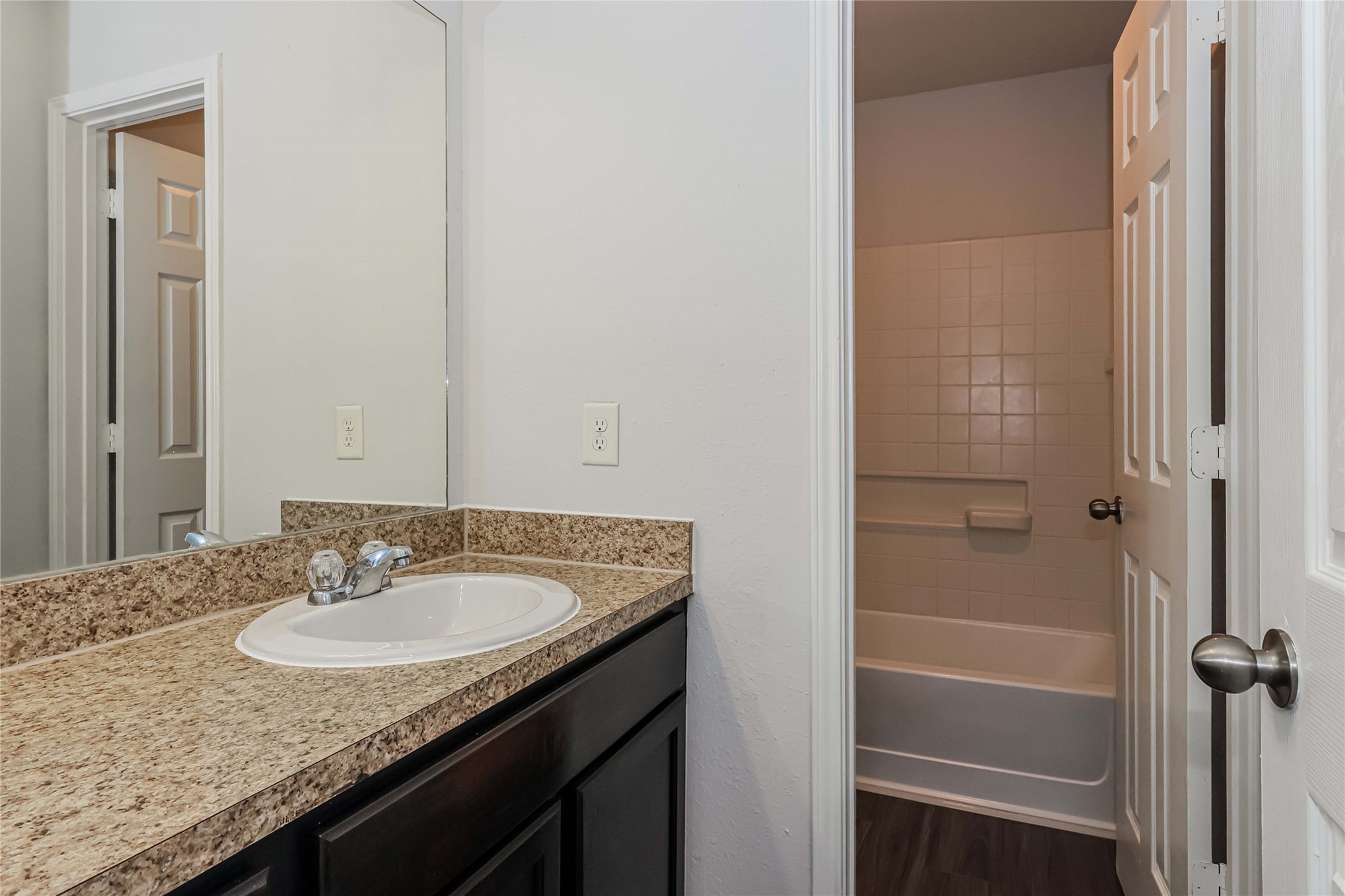 5530 Plantation Forest Drive Property Photo 16