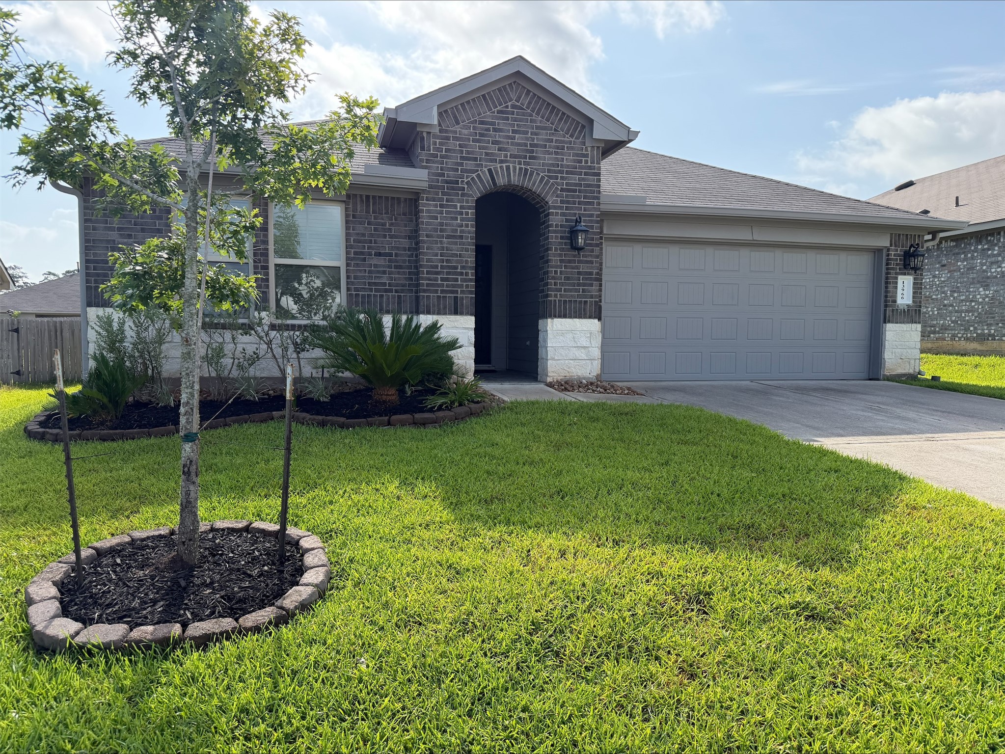 13966 Fort Ward Way Property Photo 1