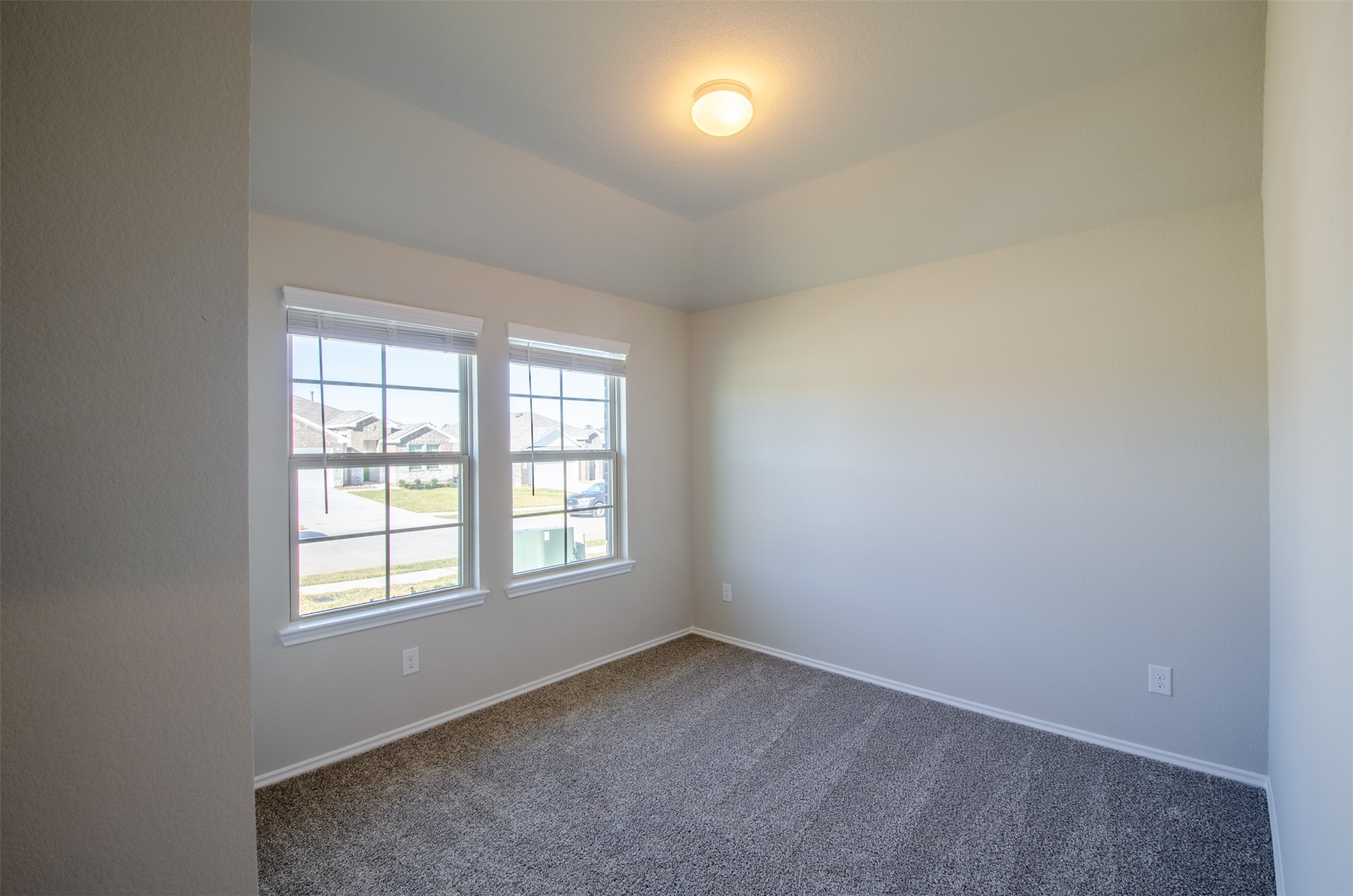 13966 Fort Ward Way Property Photo 9