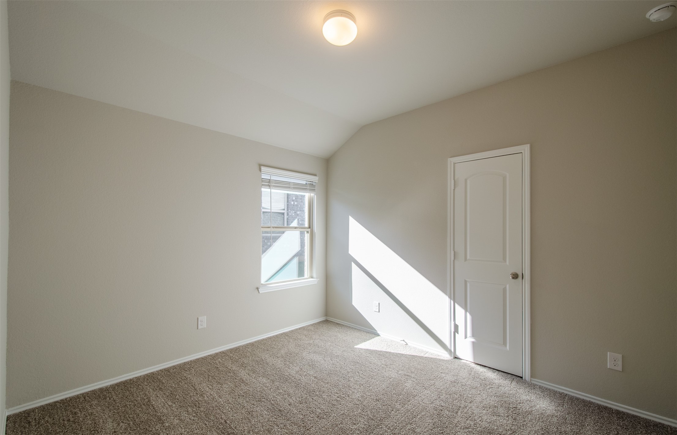 13966 Fort Ward Way Property Photo 19