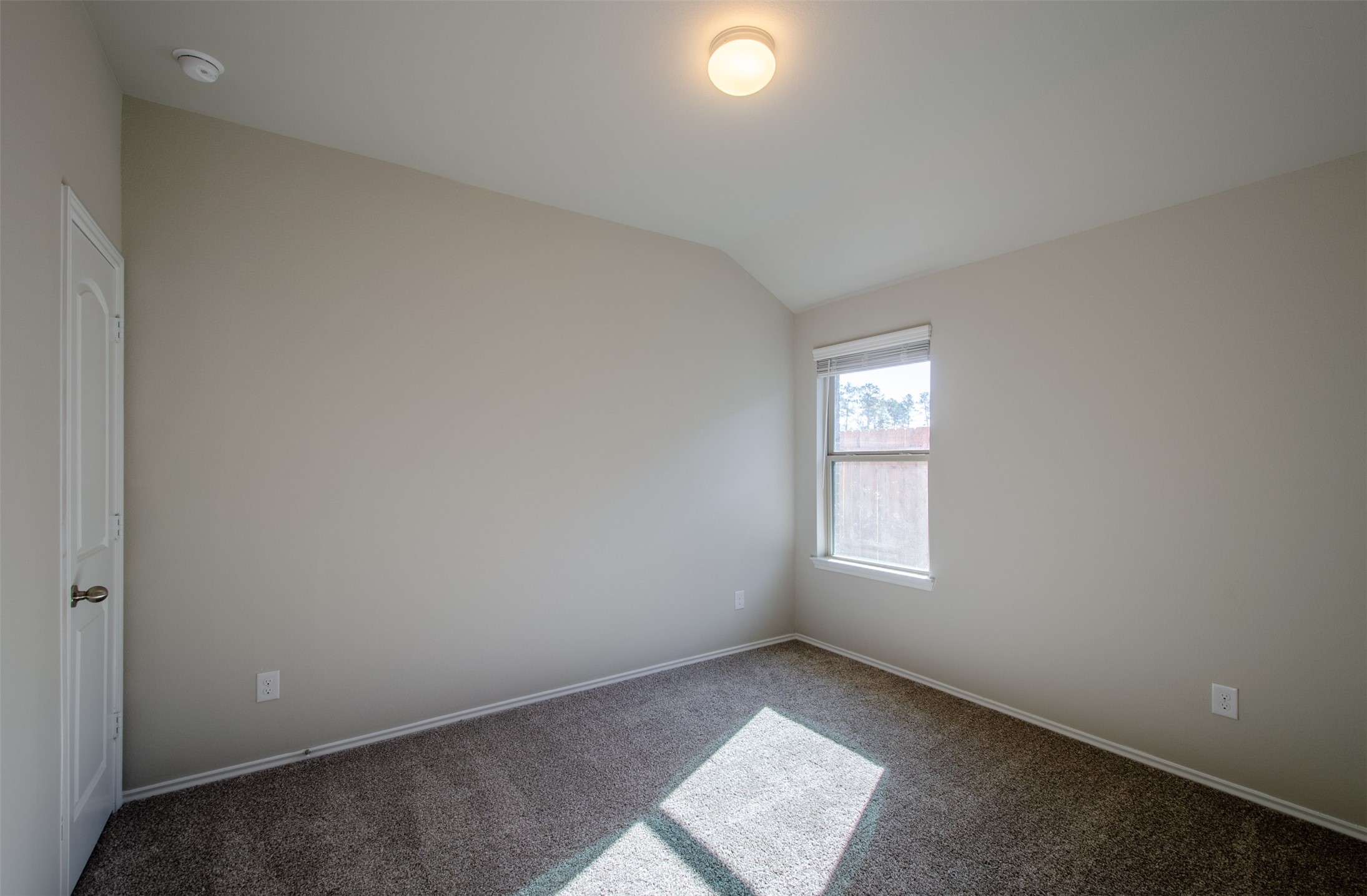 13966 Fort Ward Way Property Photo 21