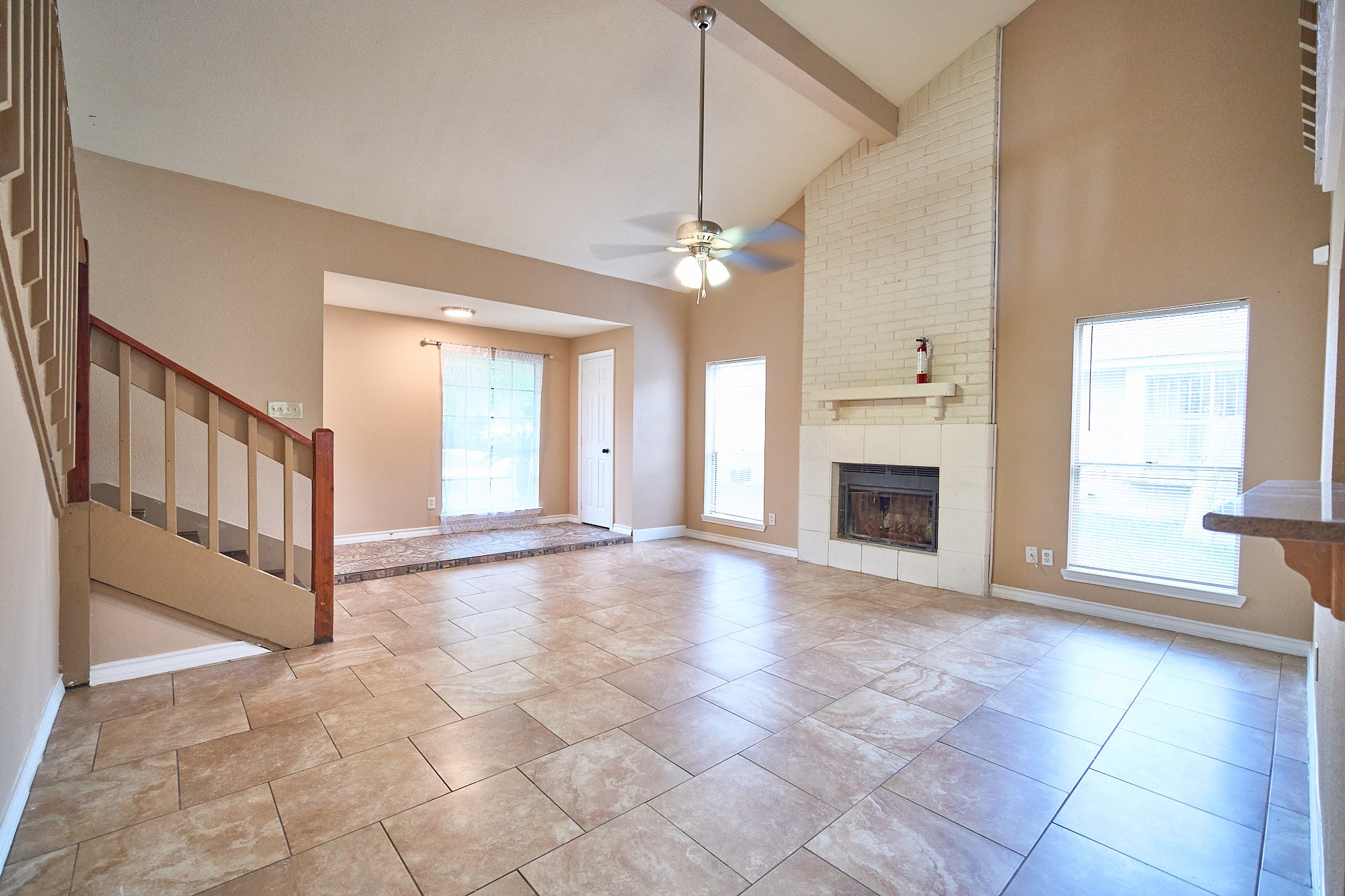10126 Northview Drive Property Photo 1