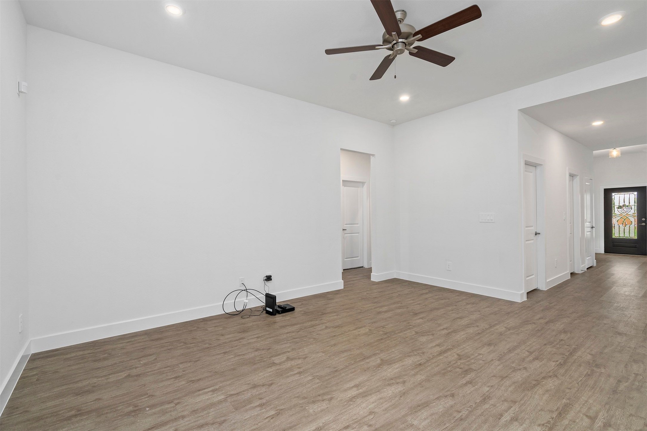 906 Golden Willow Lane Property Photo 15