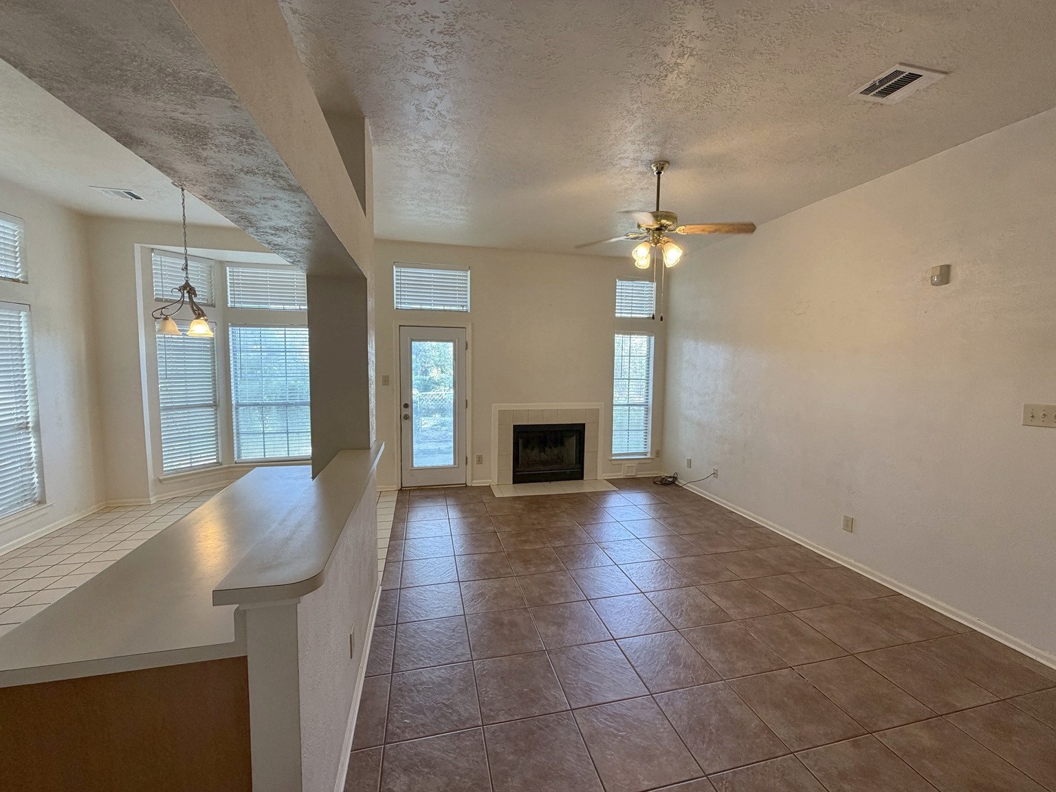 14206 Orchard Farms Lane Property Photo 6