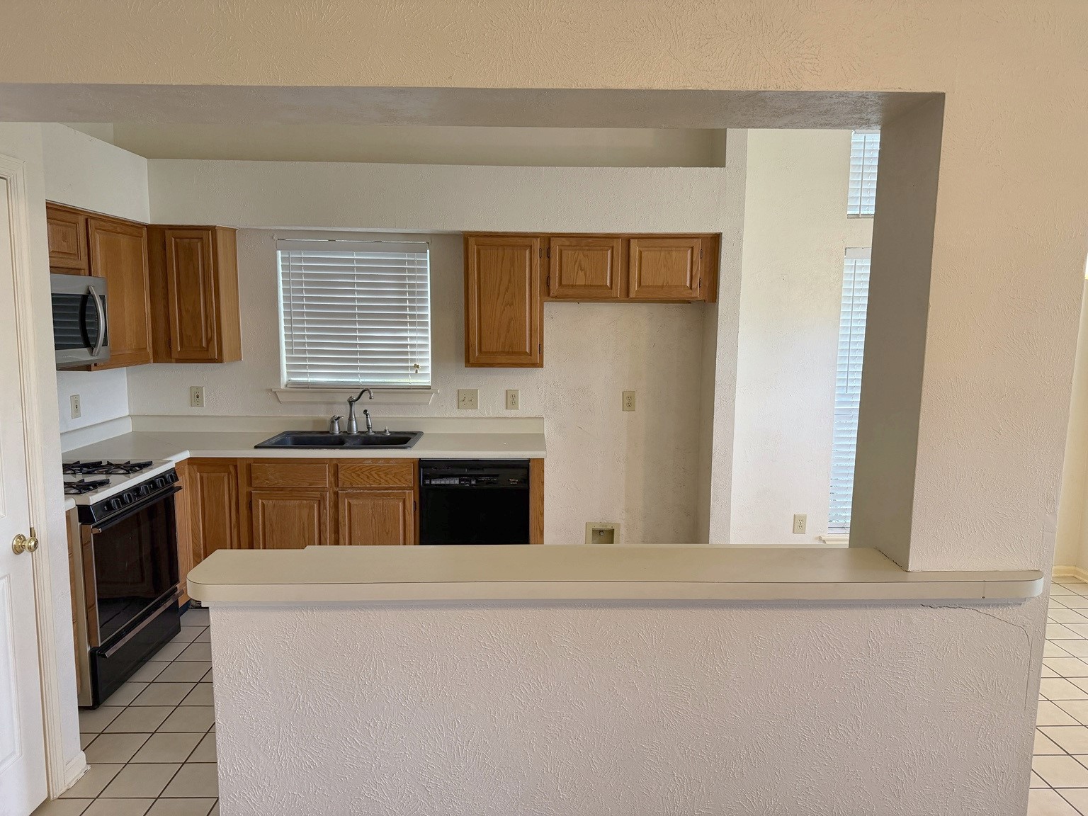 14206 Orchard Farms Lane Property Photo 7