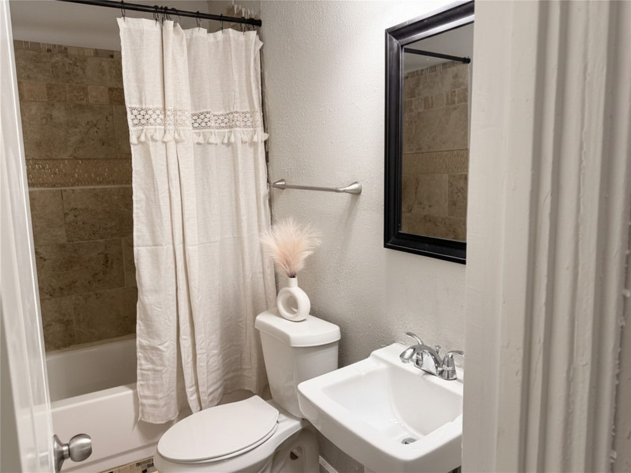 5222 Northridge Drive Property Photo 10