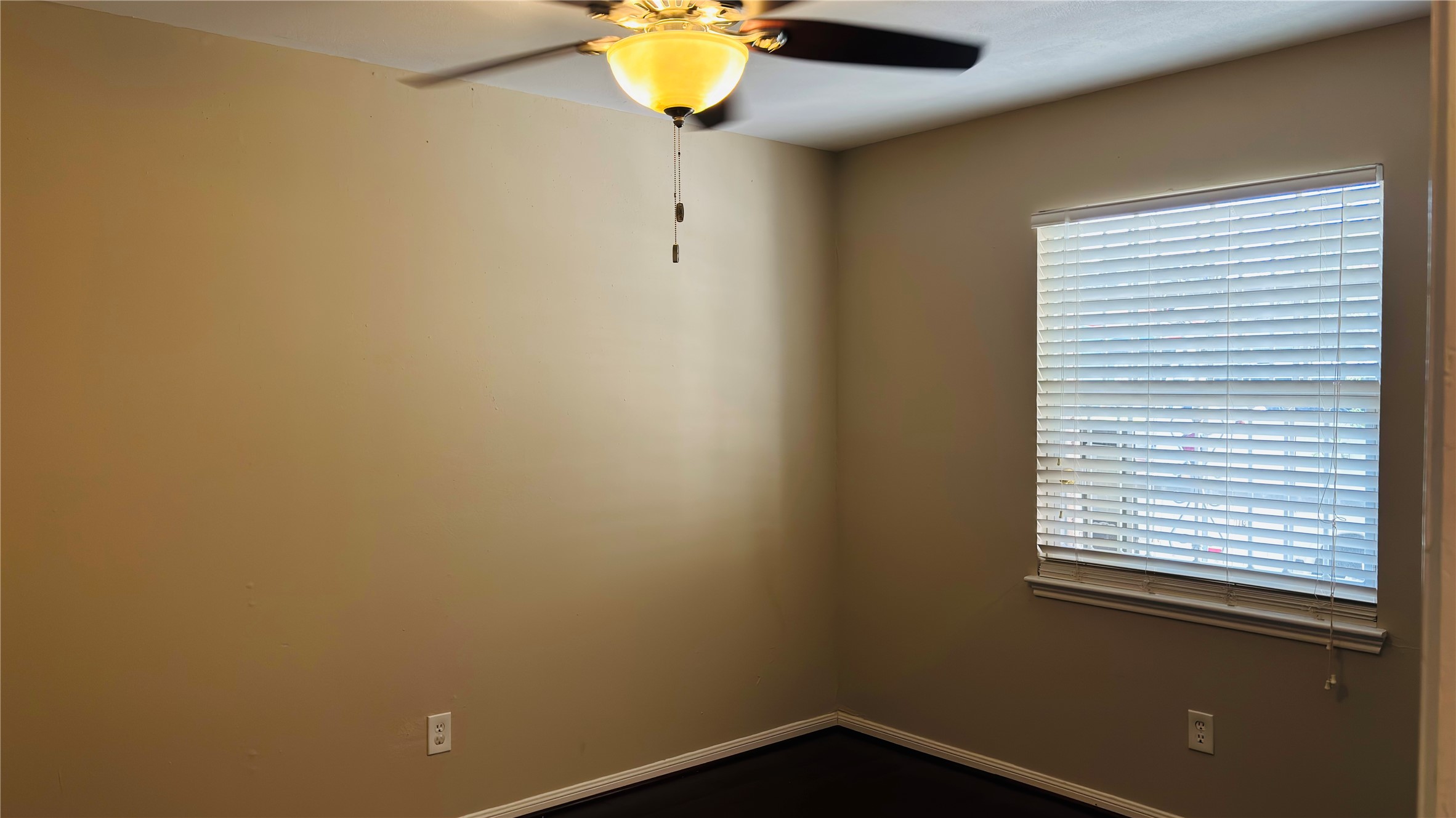 11407 Hazen Street Property Photo 27
