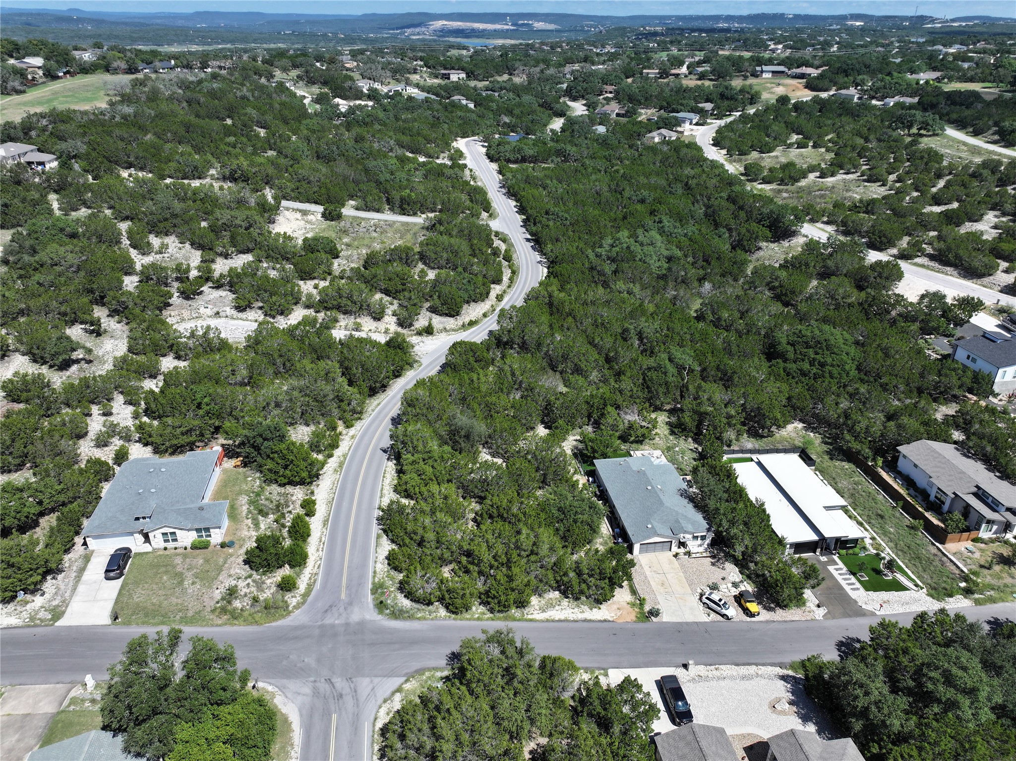 20610 Henry Avenue Property Photo