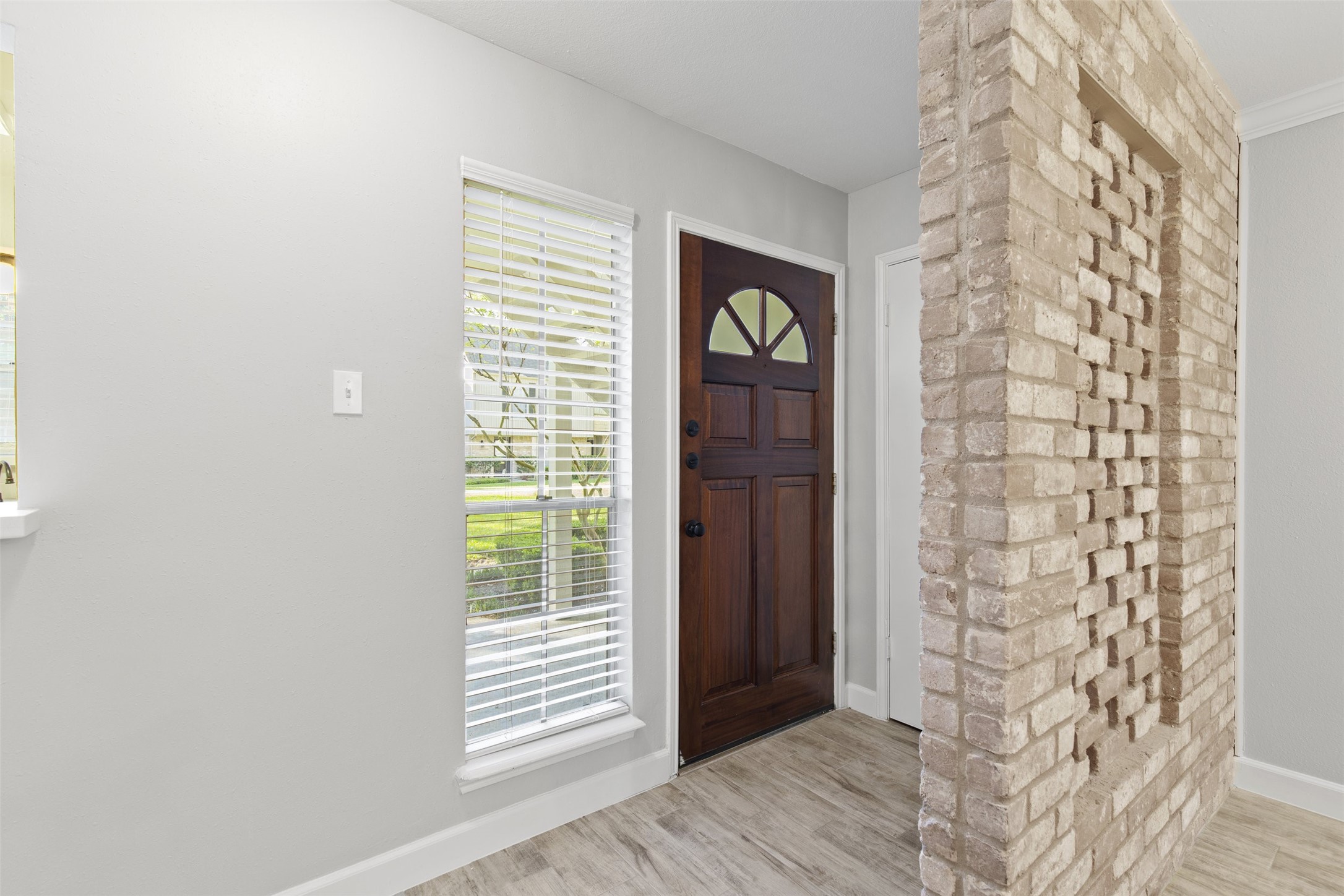 13010 Trail Hollow Drive 3010 Property Photo 3