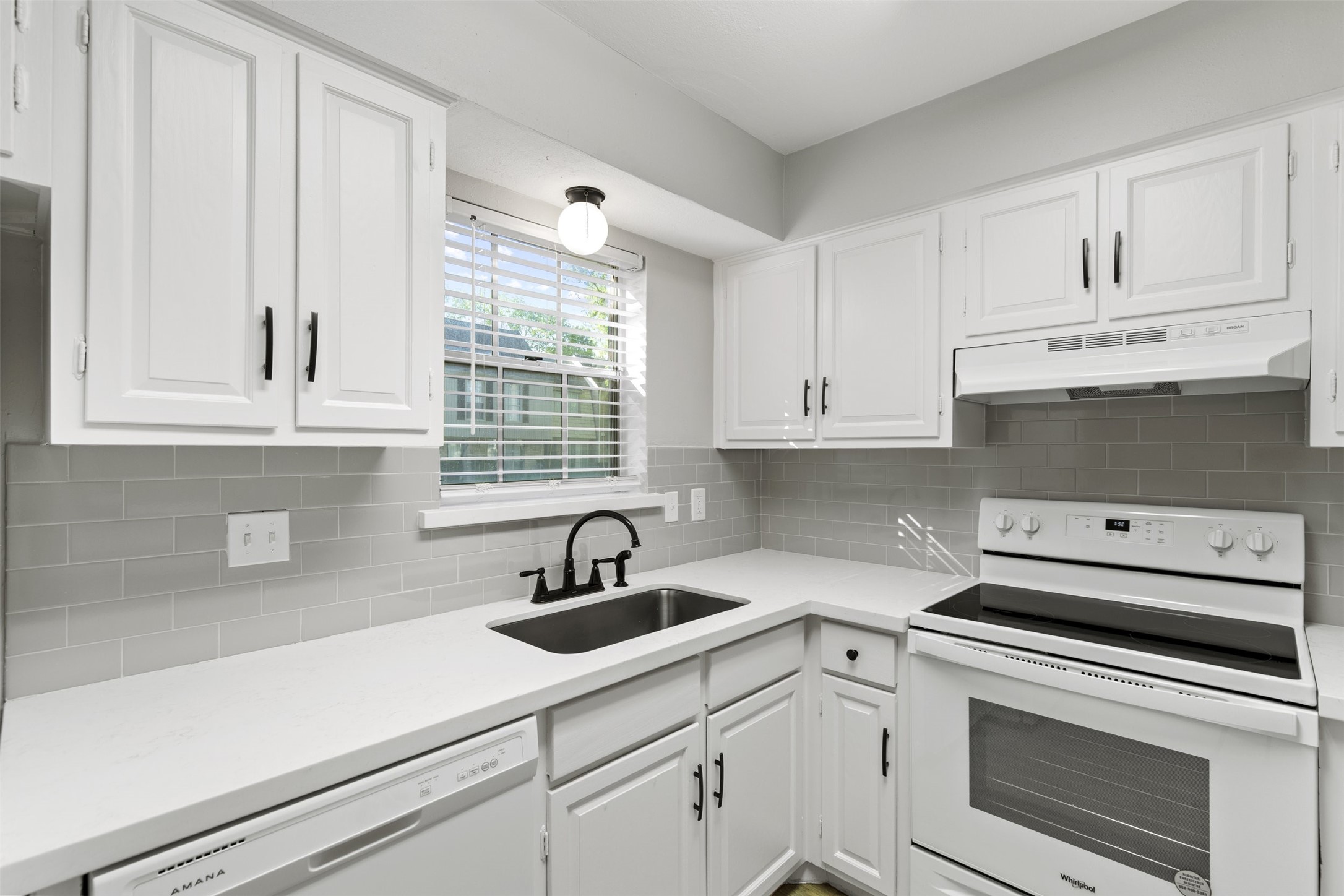 13010 Trail Hollow Drive 3010 Property Photo 23