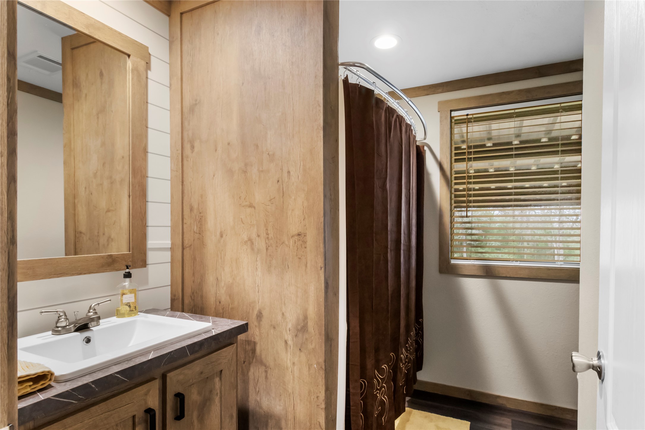 5141 Fm 1940 Property Photo 24