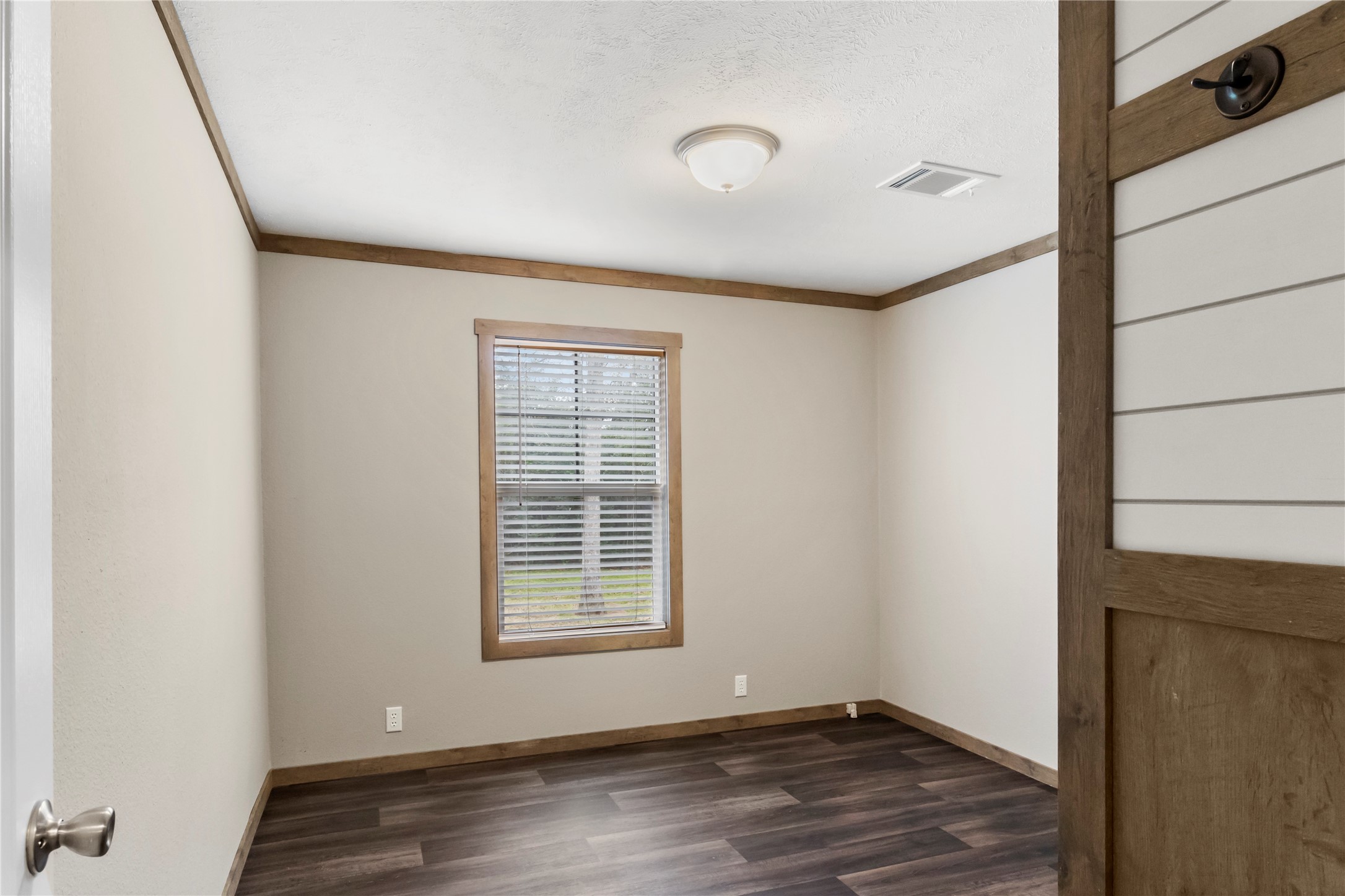 5141 Fm 1940 Property Photo 25