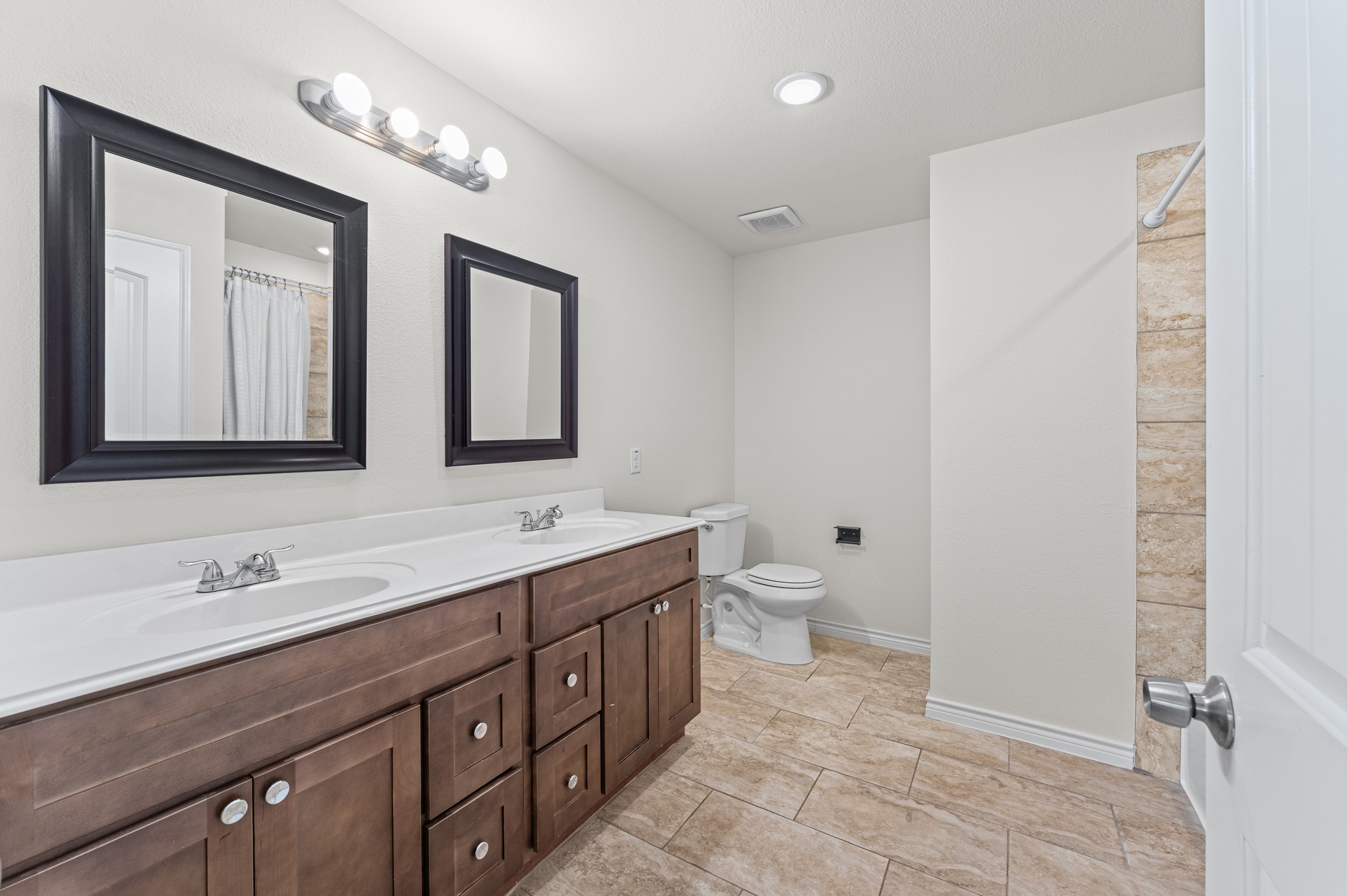 10920 Fairview Drive Property Photo 20
