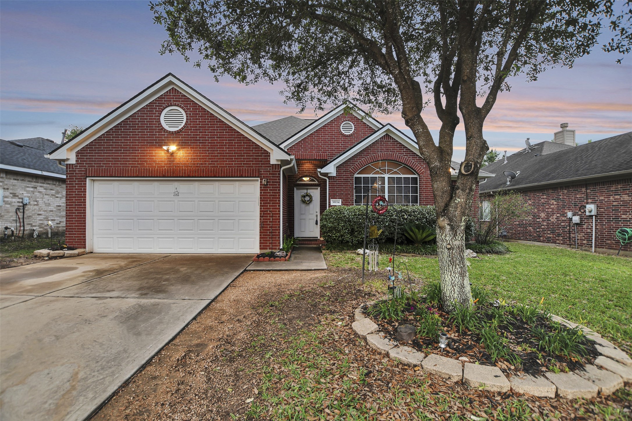 38114 E Sulphur Creek Drive Property Photo 3