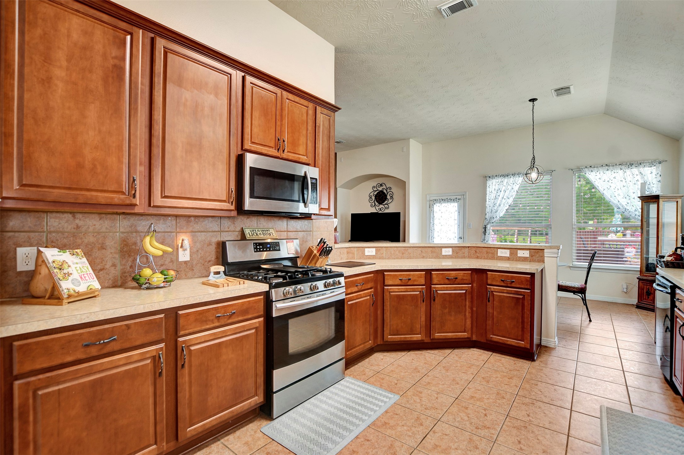 38114 E Sulphur Creek Drive Property Photo 24