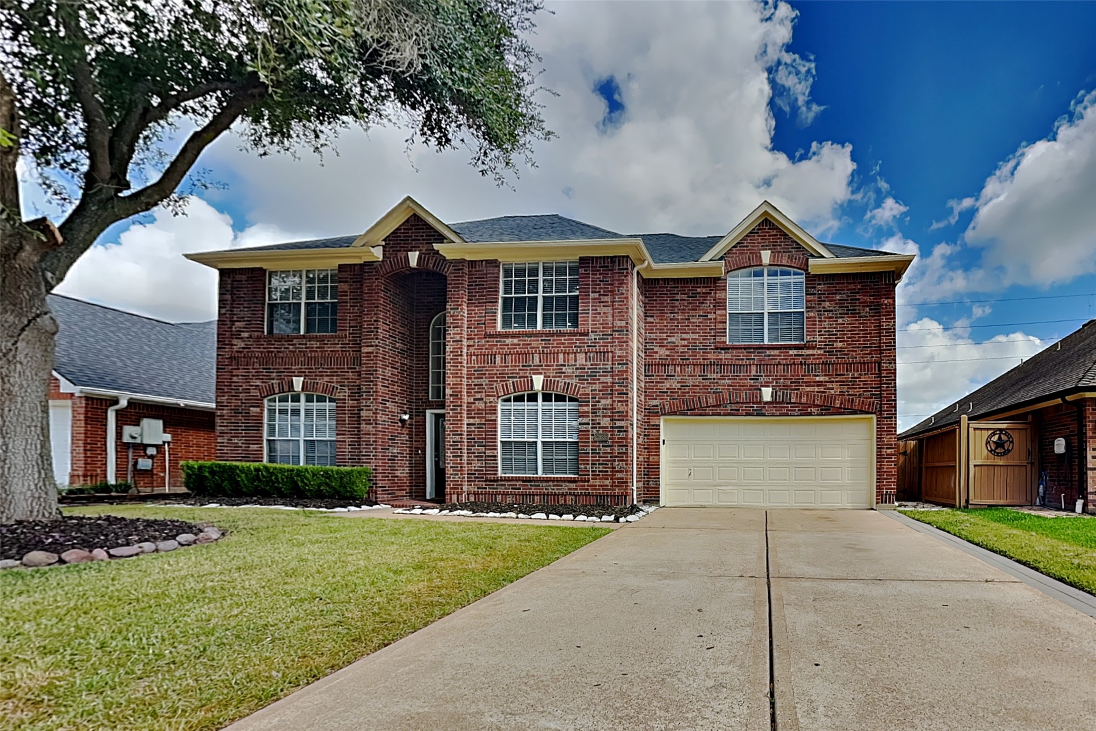 21638 Wildcroft Drive Property Photo 1