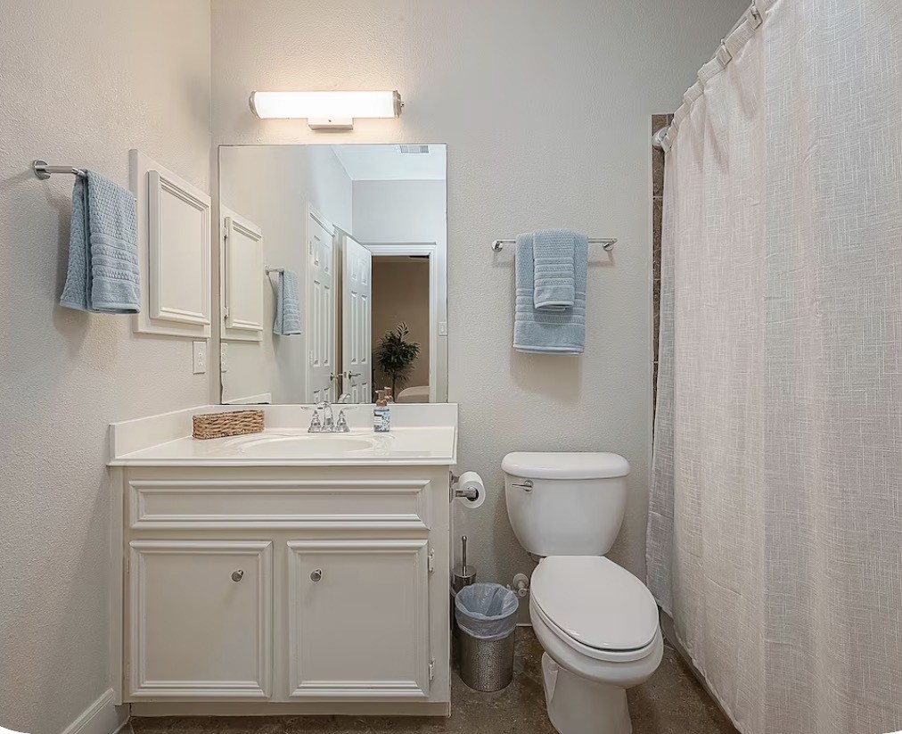 2350 Bastrop Street Property Photo 12