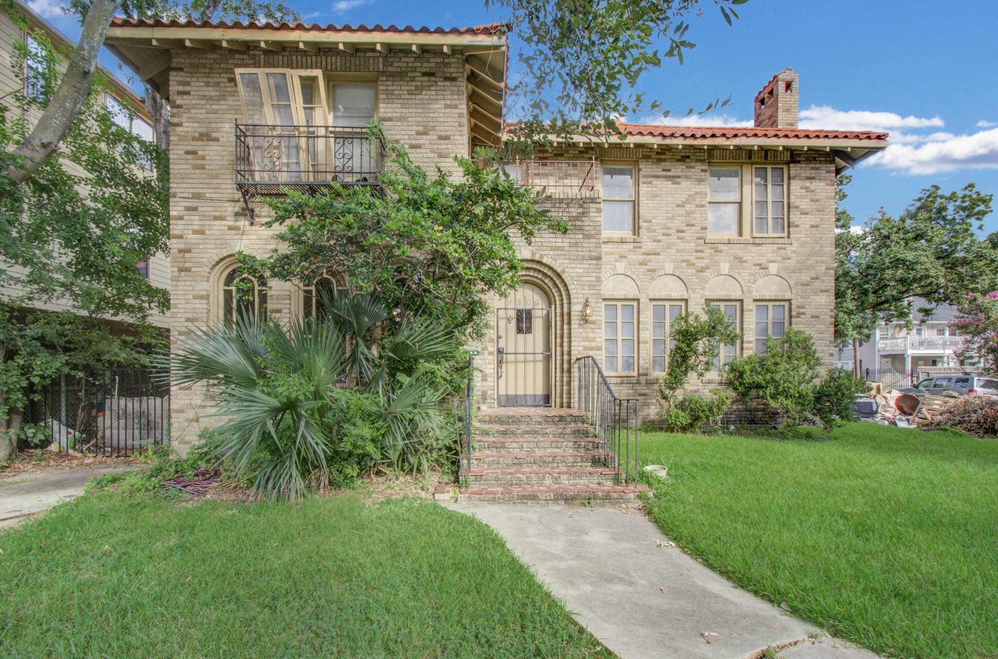 4802 La Branch Street Property Photo 6