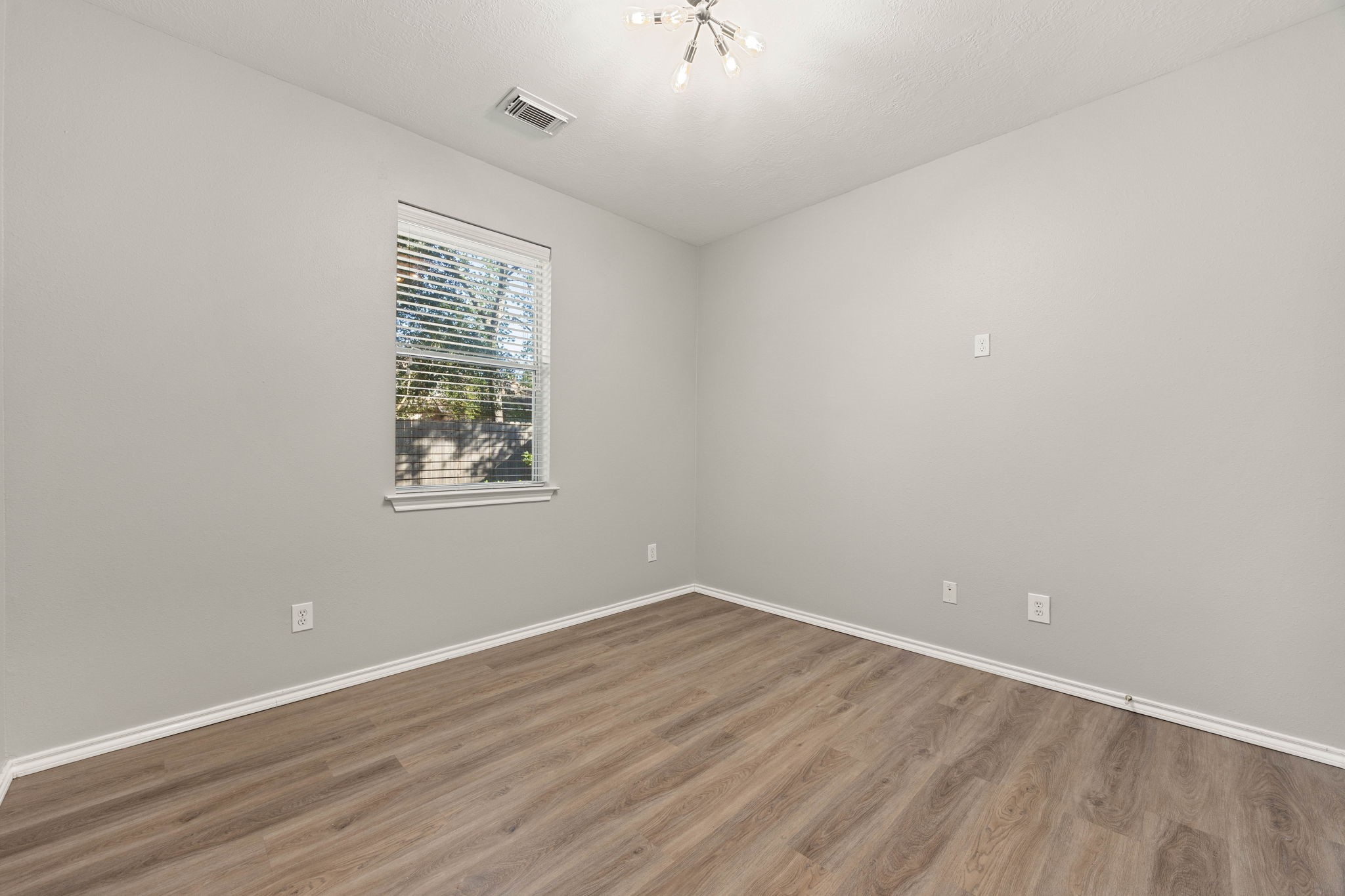 26 Heron Hollow Court Property Photo 25
