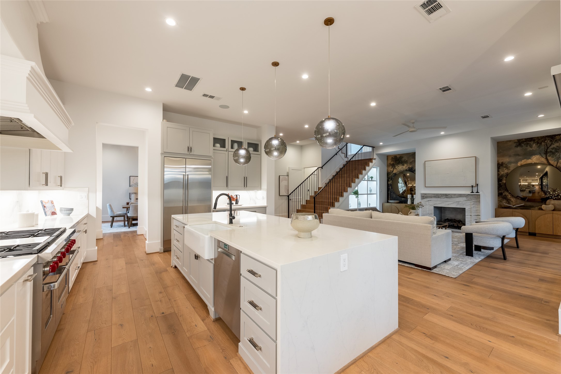 2817 Albans Road Property Photo 16