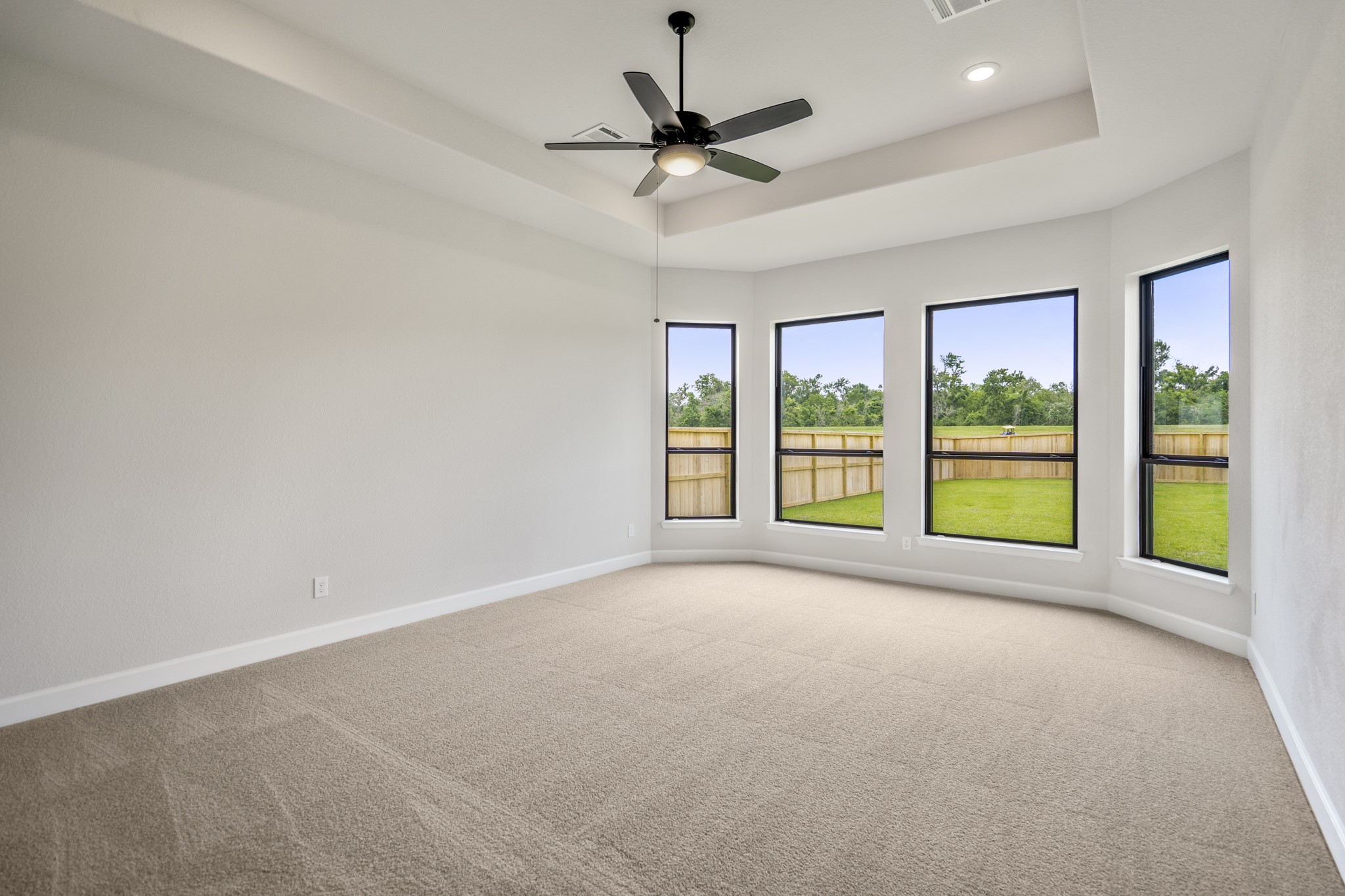 9618 Leafgate Court Property Photo 22