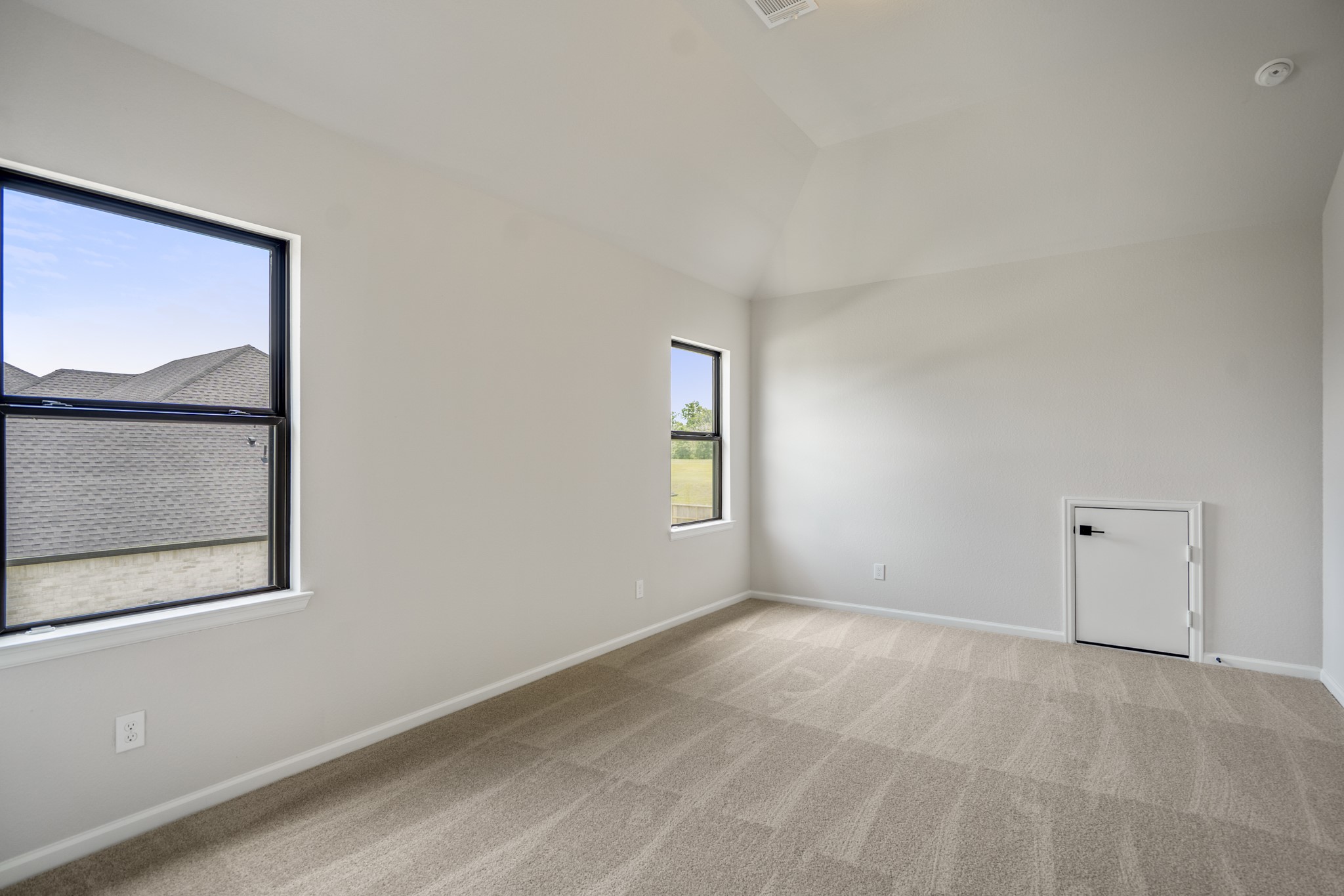 9618 Leafgate Court Property Photo 30