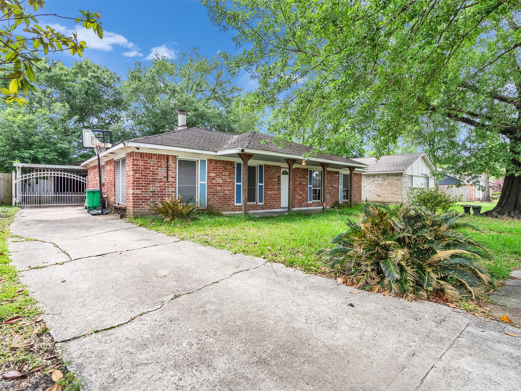 2314 Summer Spring Drive Property Photo 40