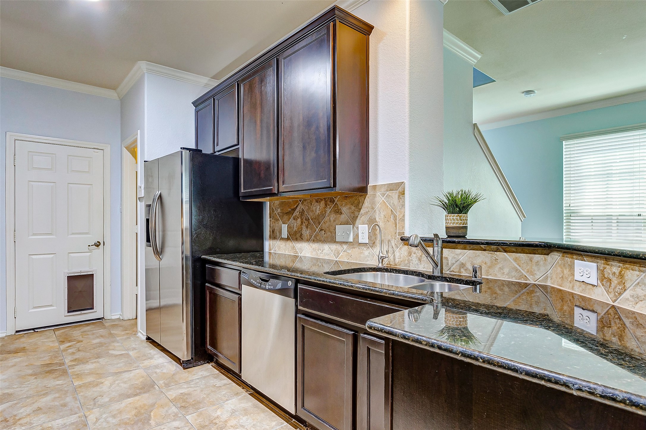 6451 Calgary Woods Lane Property Photo 1