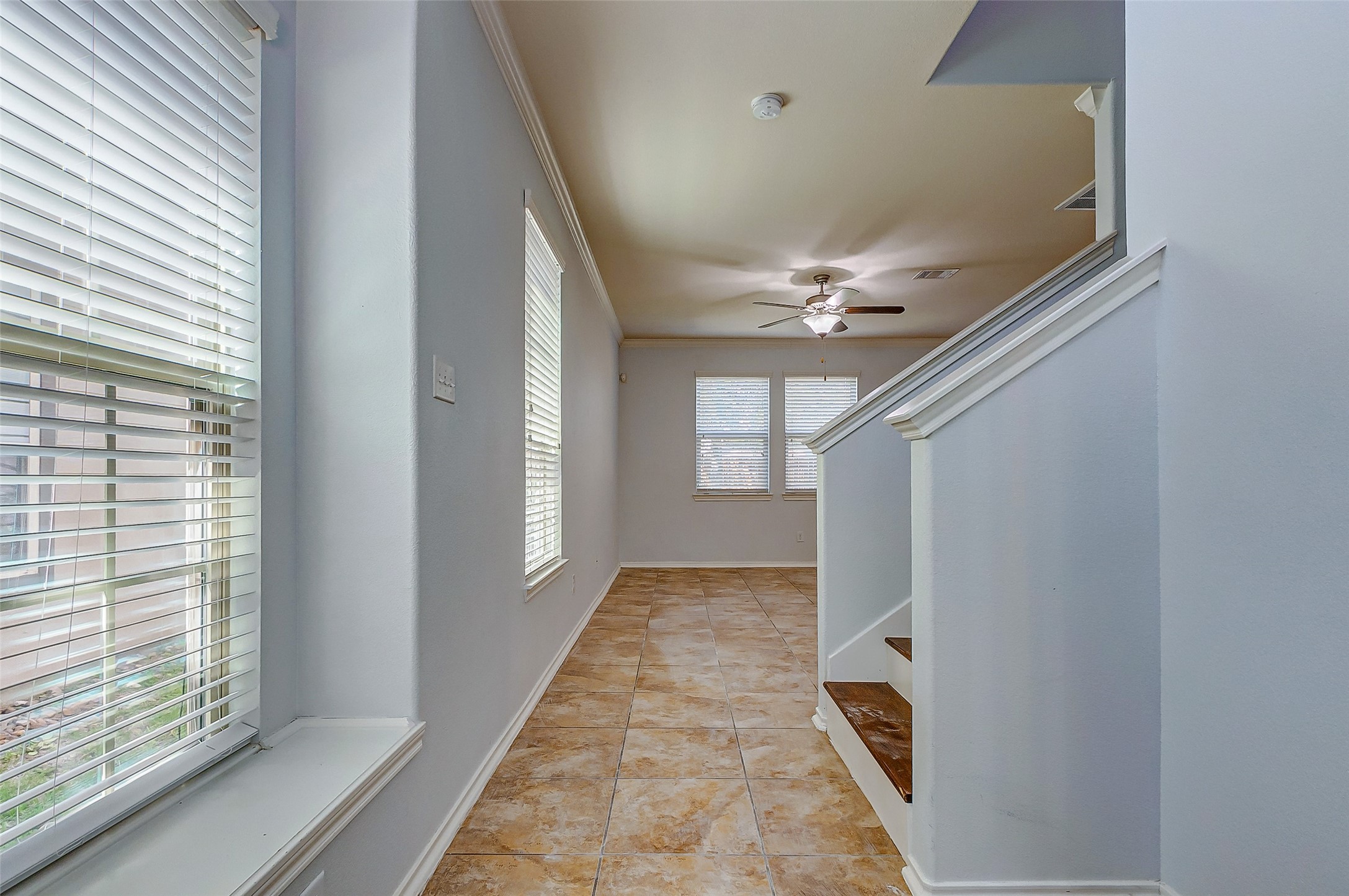 6451 Calgary Woods Lane Property Photo 10
