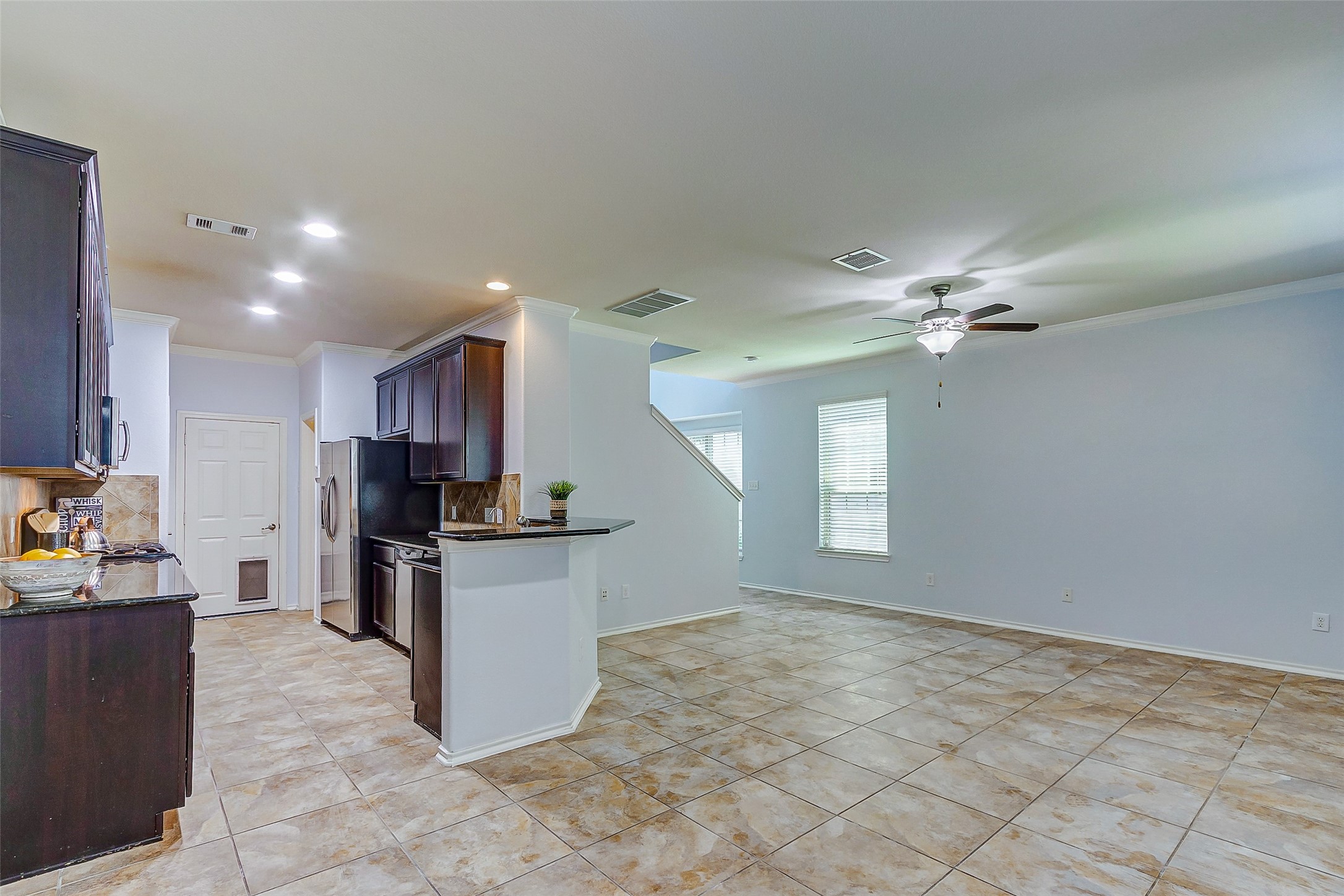 6451 Calgary Woods Lane Property Photo 14
