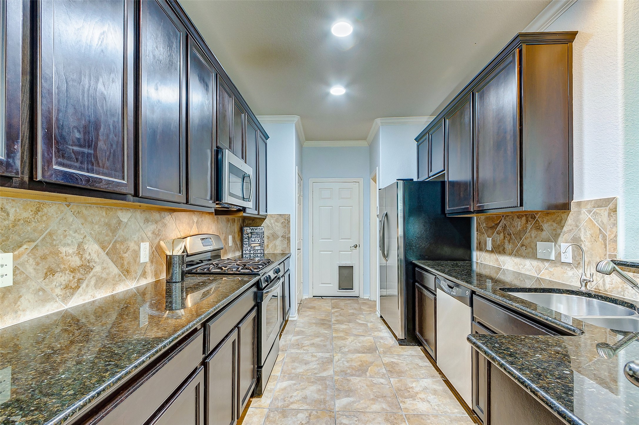 6451 Calgary Woods Lane Property Photo 19
