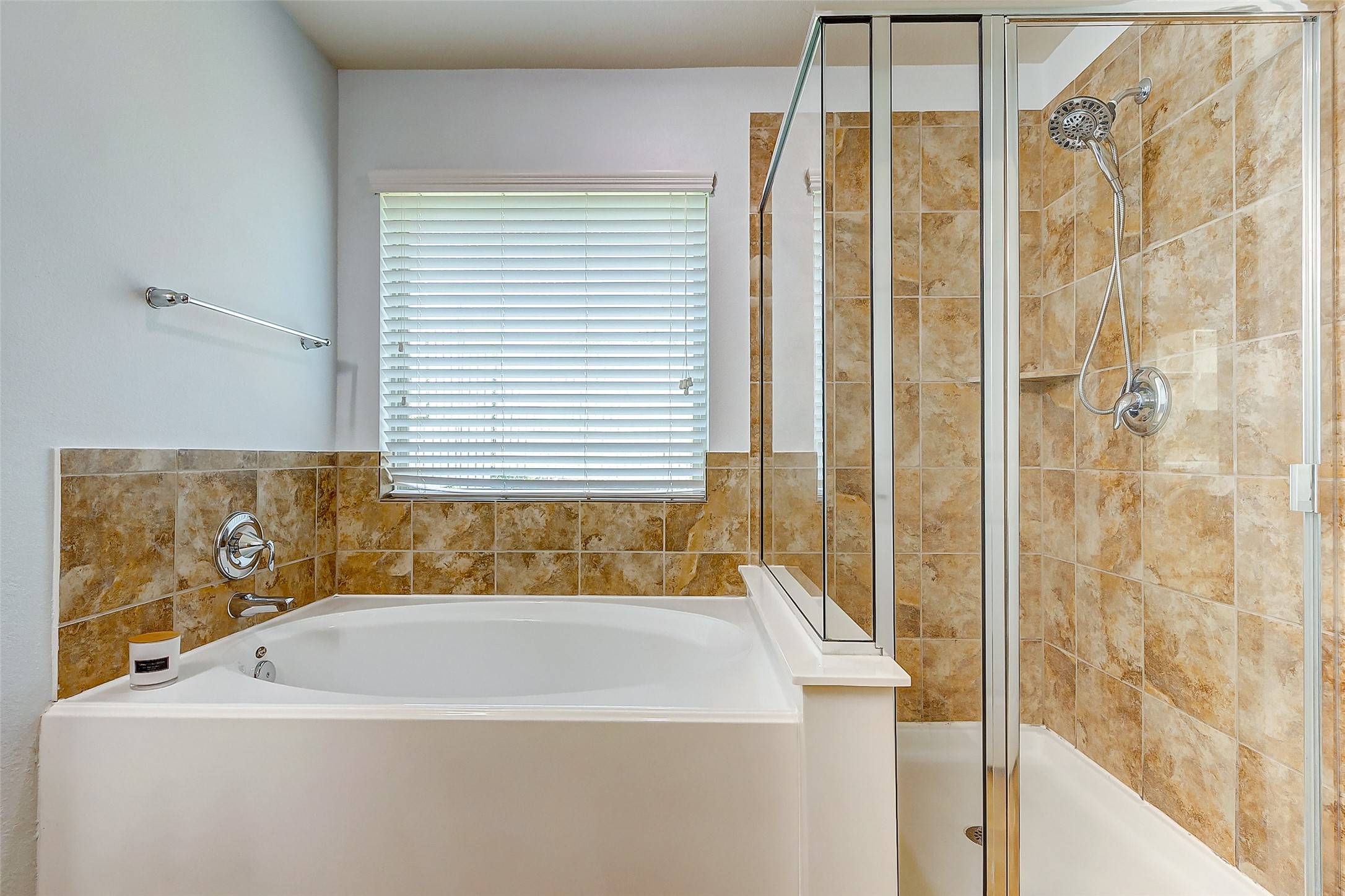 6451 Calgary Woods Lane Property Photo 43