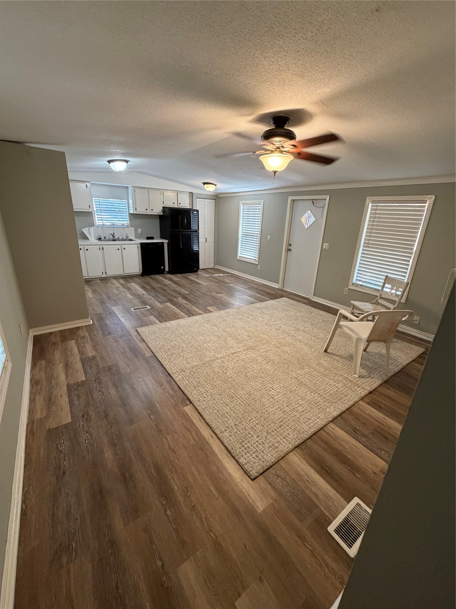 9651 Warm Spring Property Photo 5