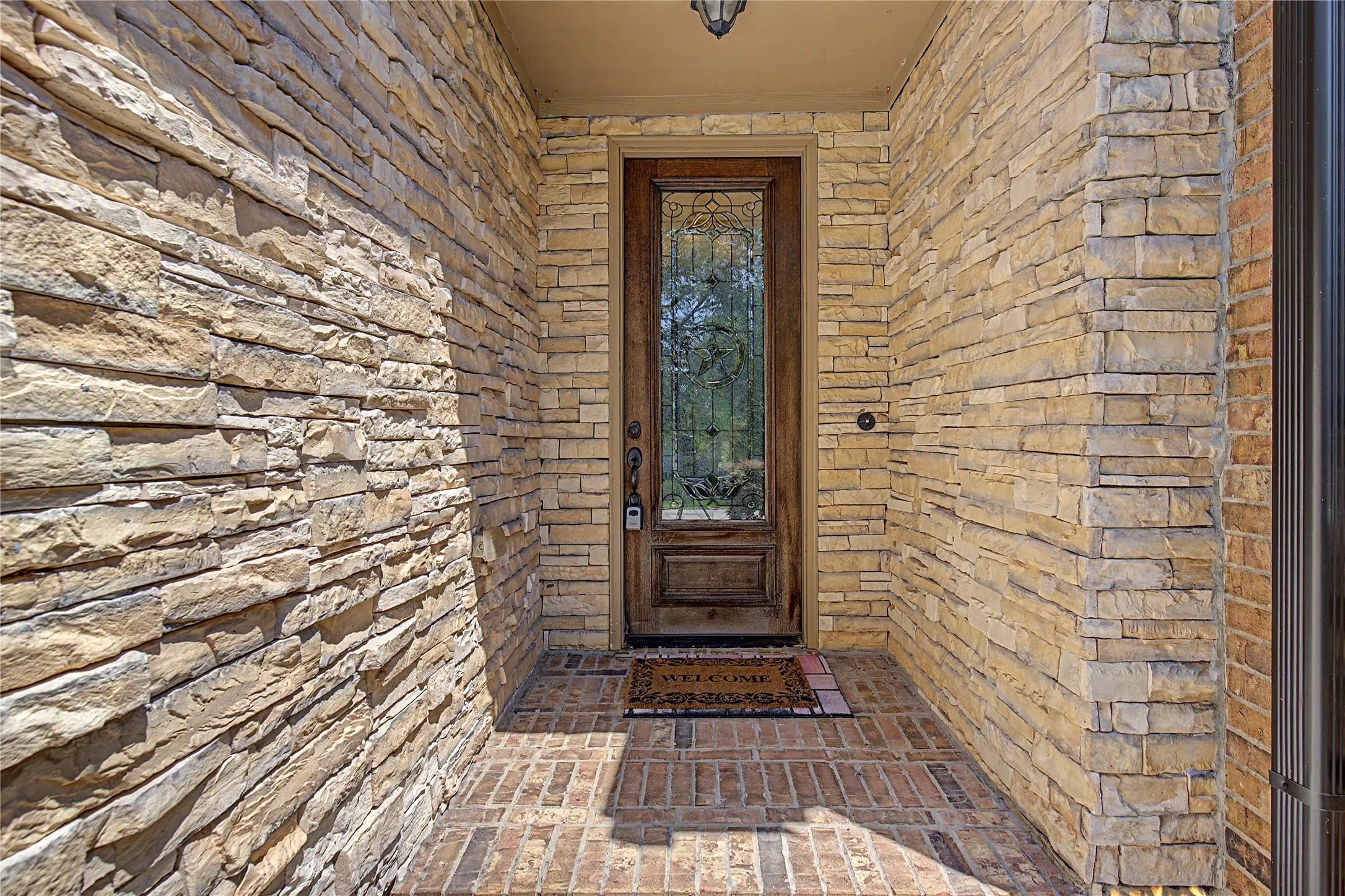279 W Pines Drive Property Photo 5