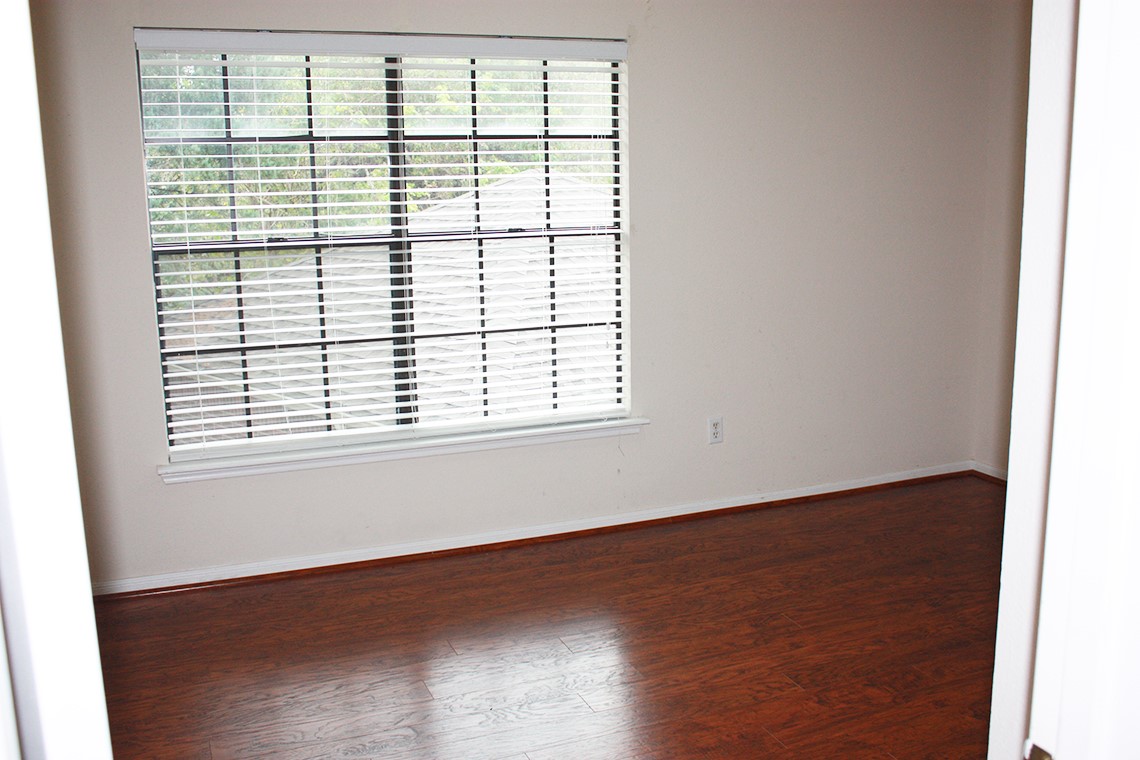 2319 Mill Creek Drive Property Photo 9
